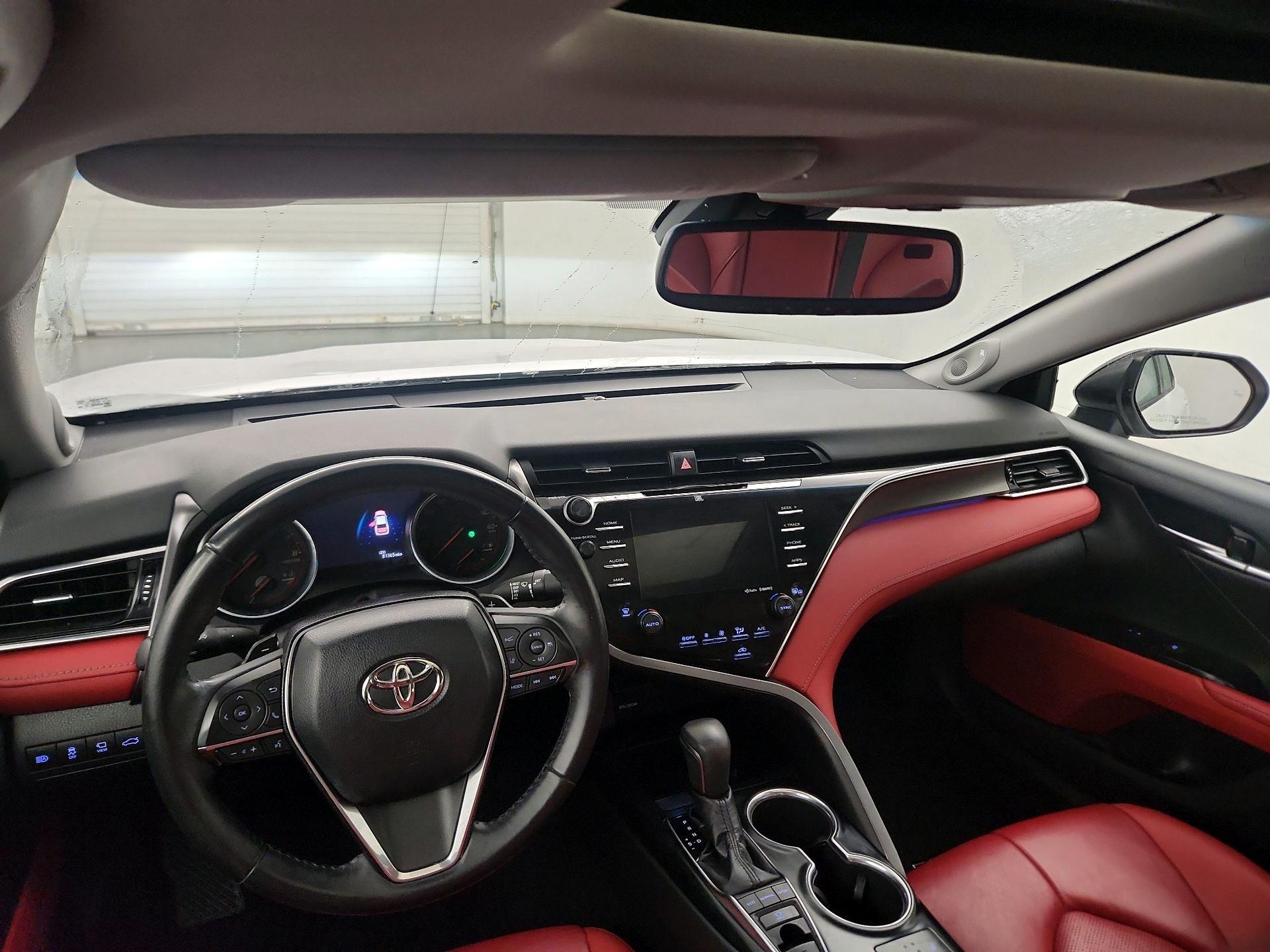 Thumbnail: 2018 Toyota Camry - 9