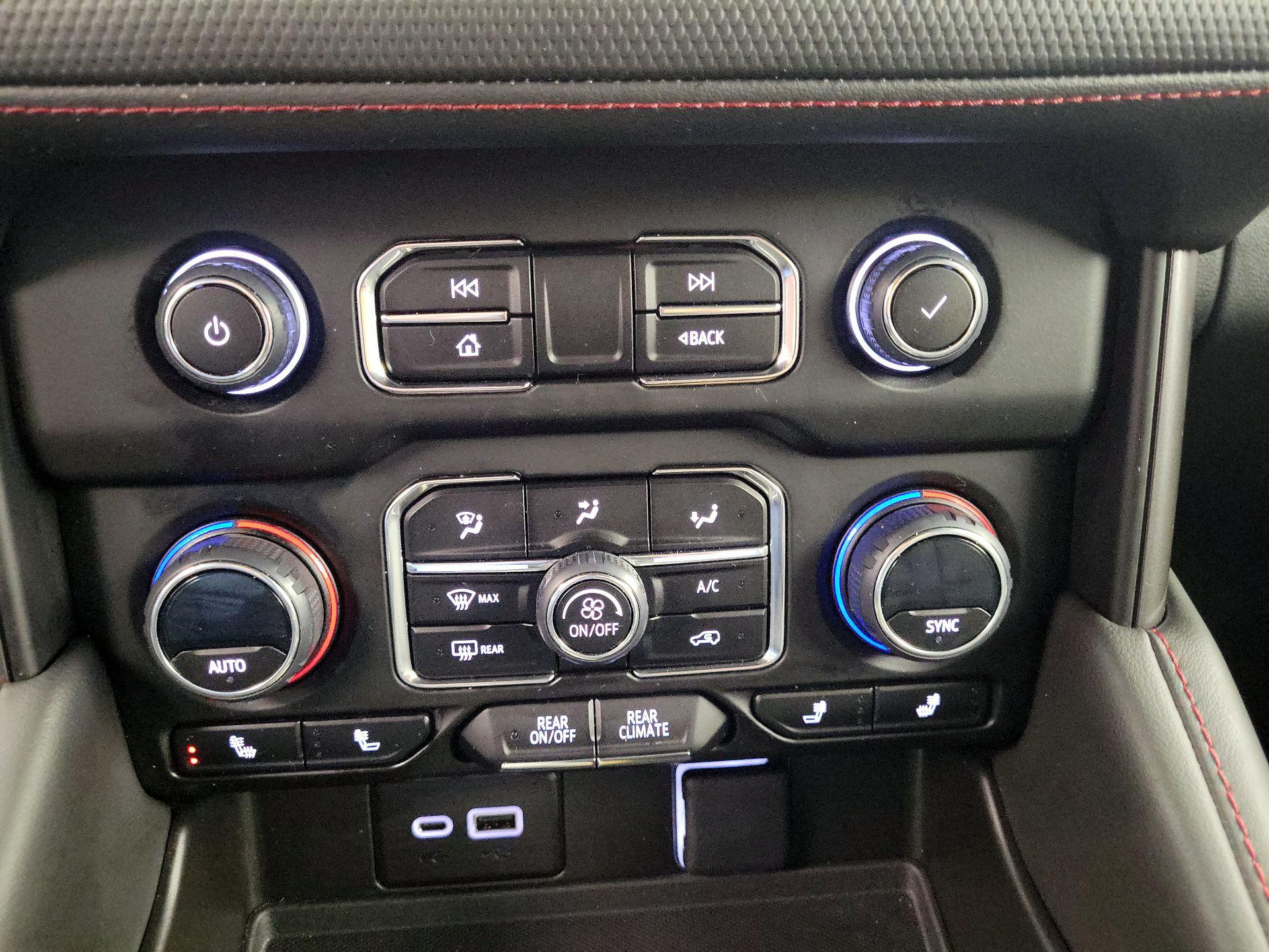 Thumbnail: 2023 Chevrolet Tahoe - 17