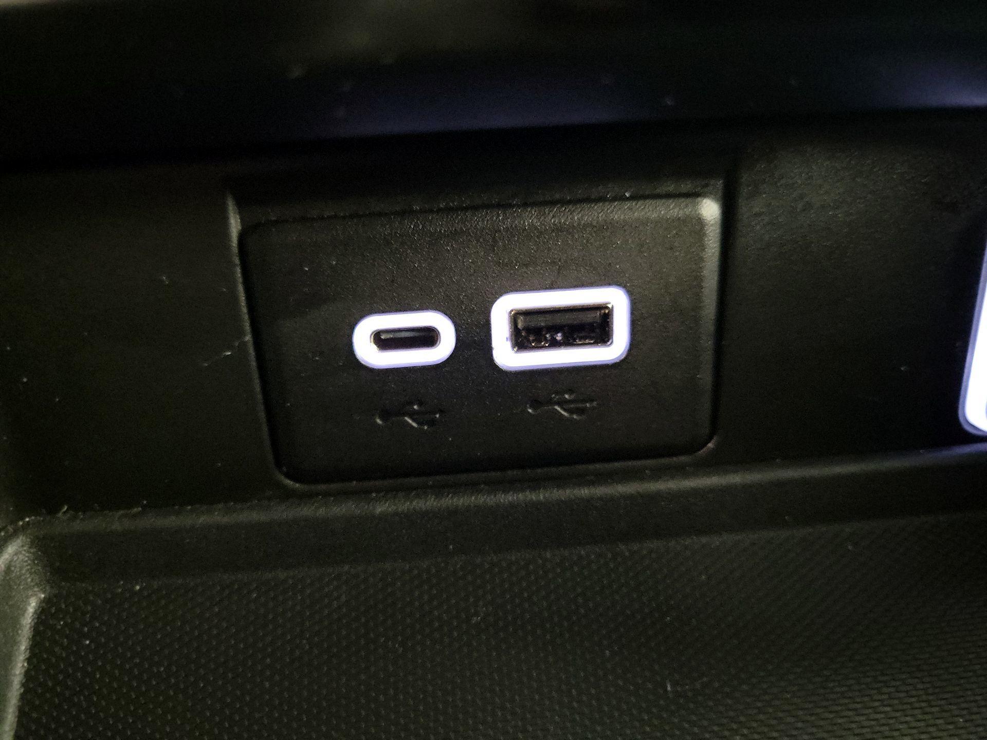 Thumbnail: 2023 Chevrolet Tahoe - 19