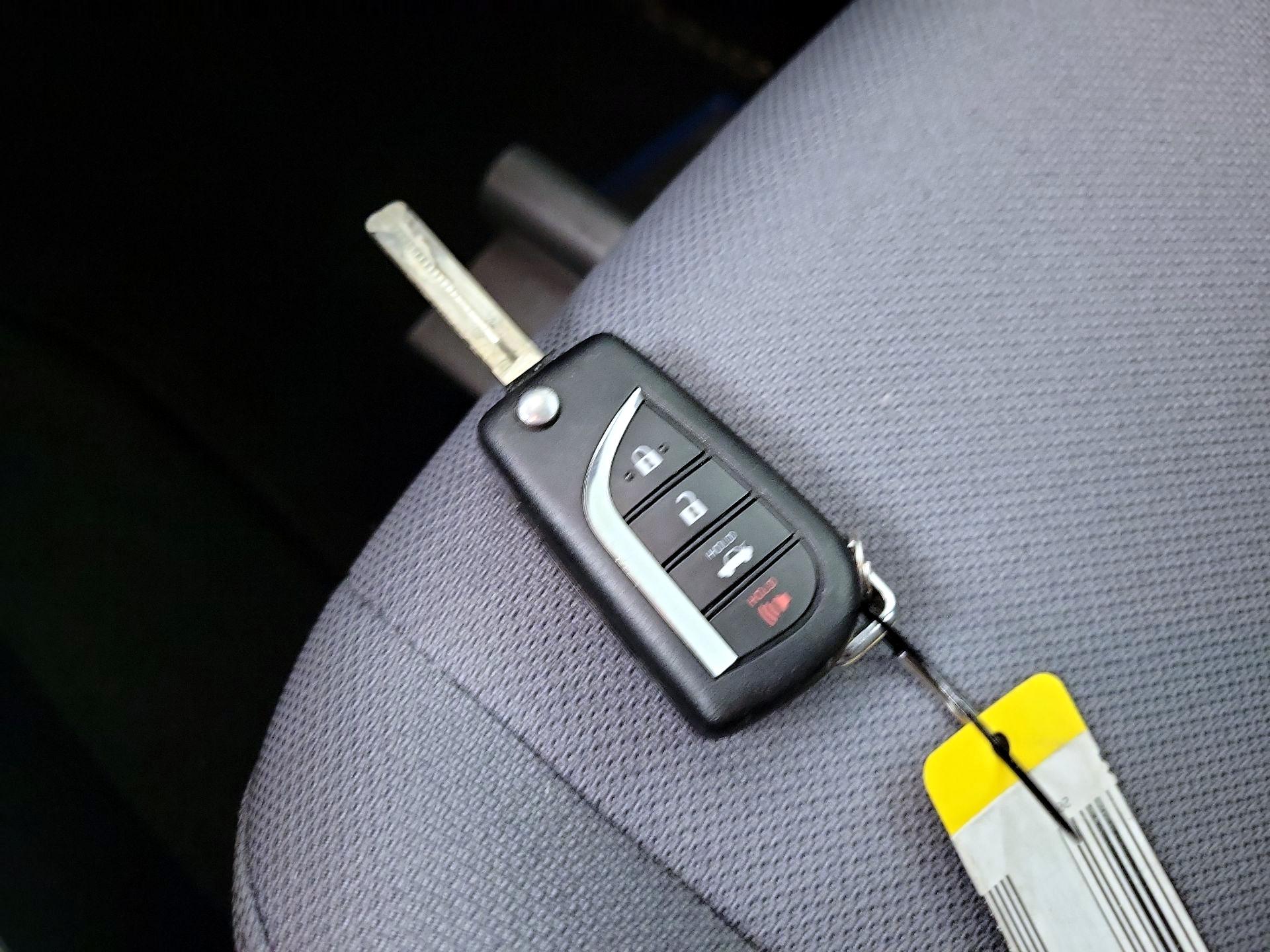 Thumbnail: 2020 Toyota Corolla - 20