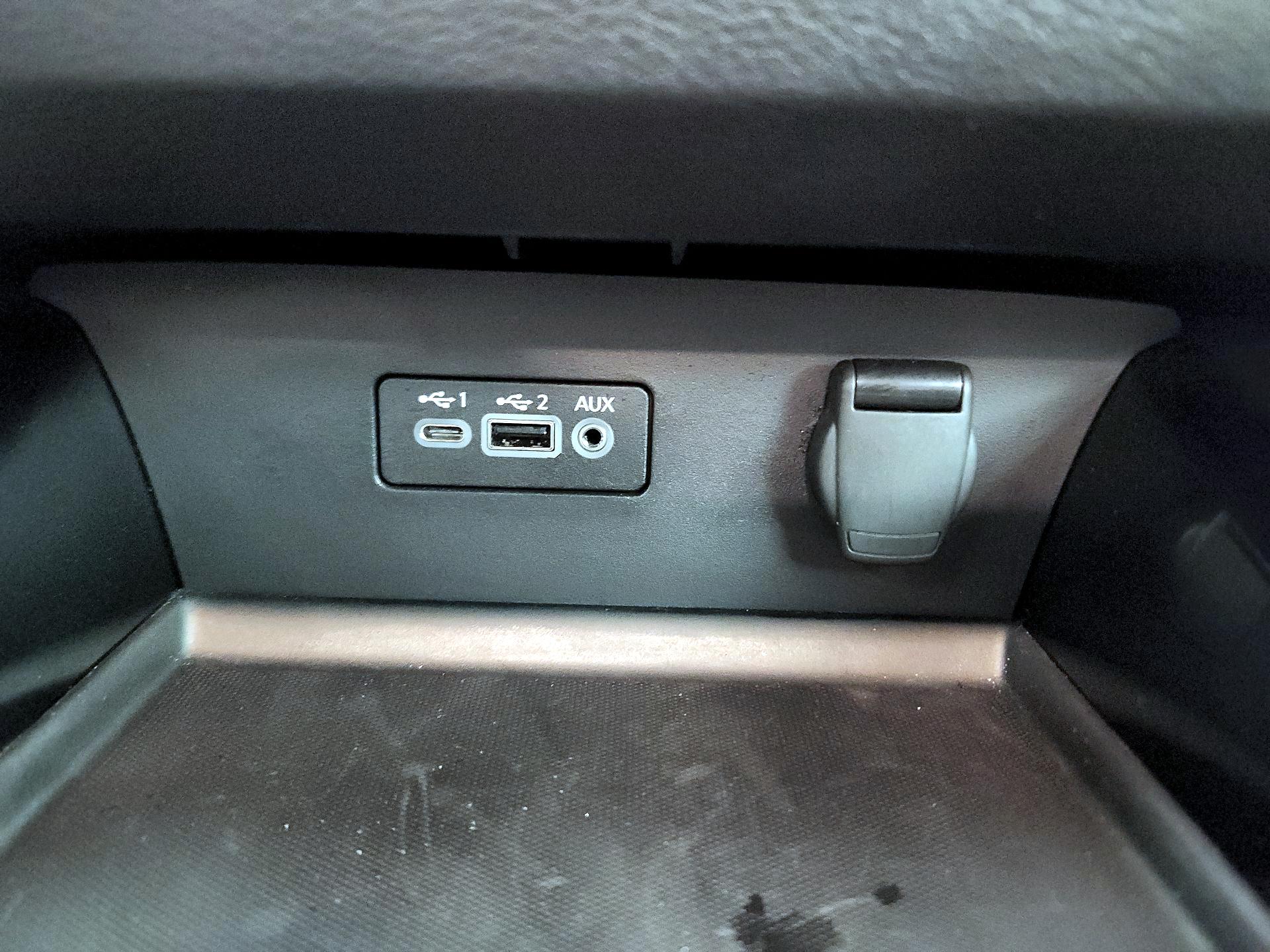 Thumbnail: 2023 Nissan Altima - 18