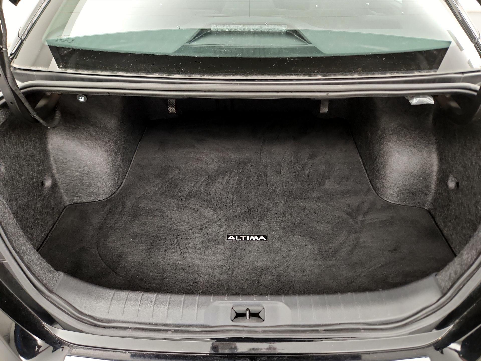 Thumbnail: 2023 Nissan Altima - 20