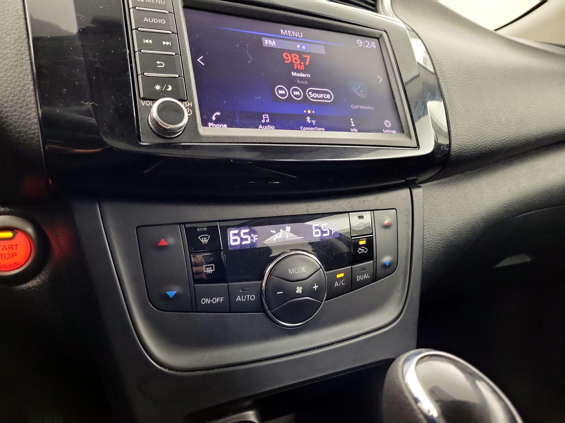 Thumbnail: 2019 Nissan Sentra - 16
