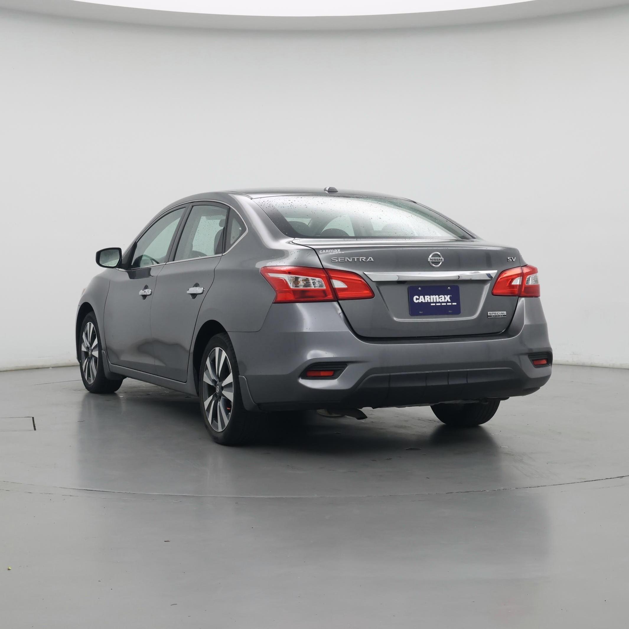 Thumbnail: 2019 Nissan Sentra - 3