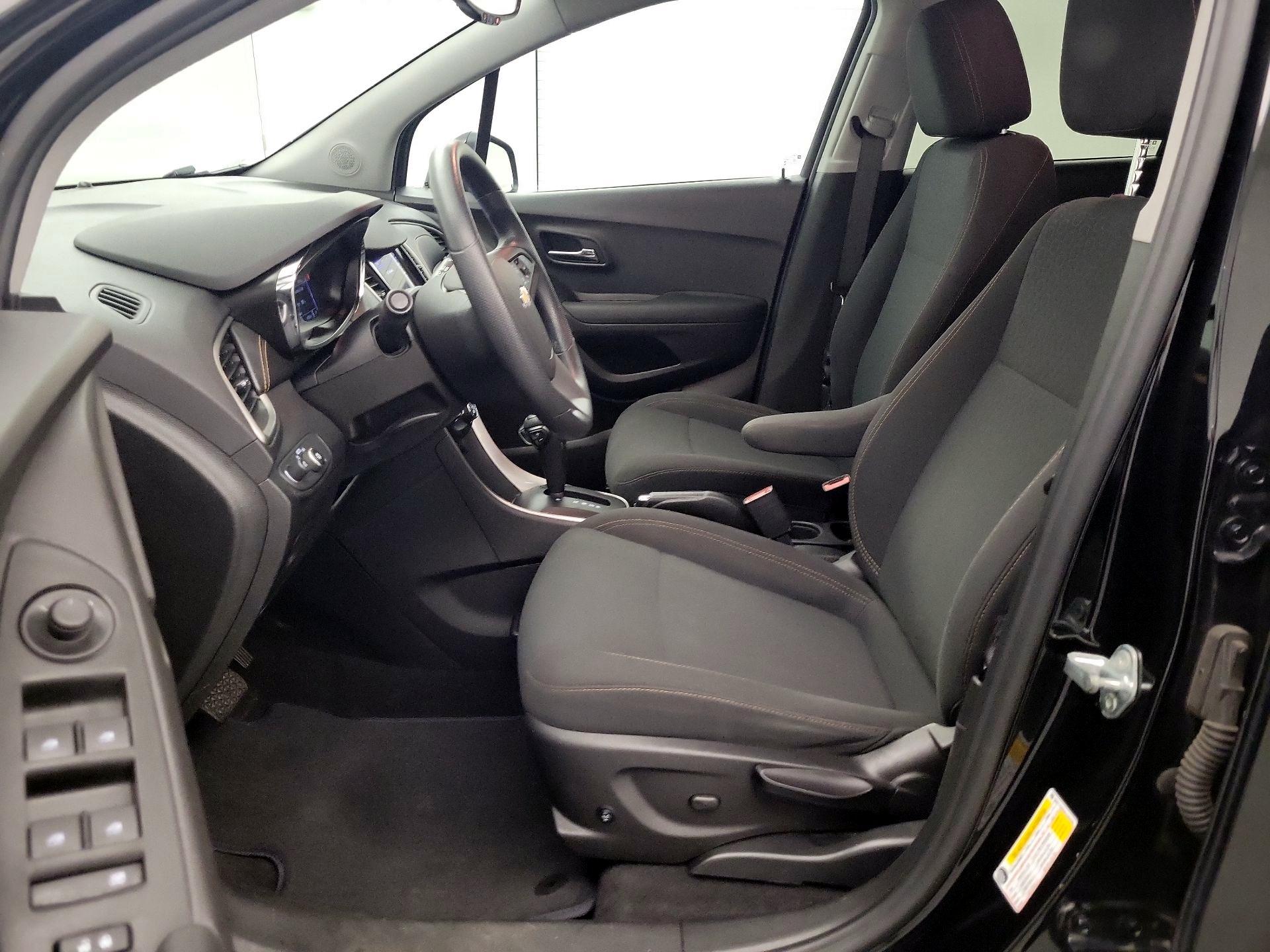 Thumbnail: 2020 Chevrolet Trax - 11