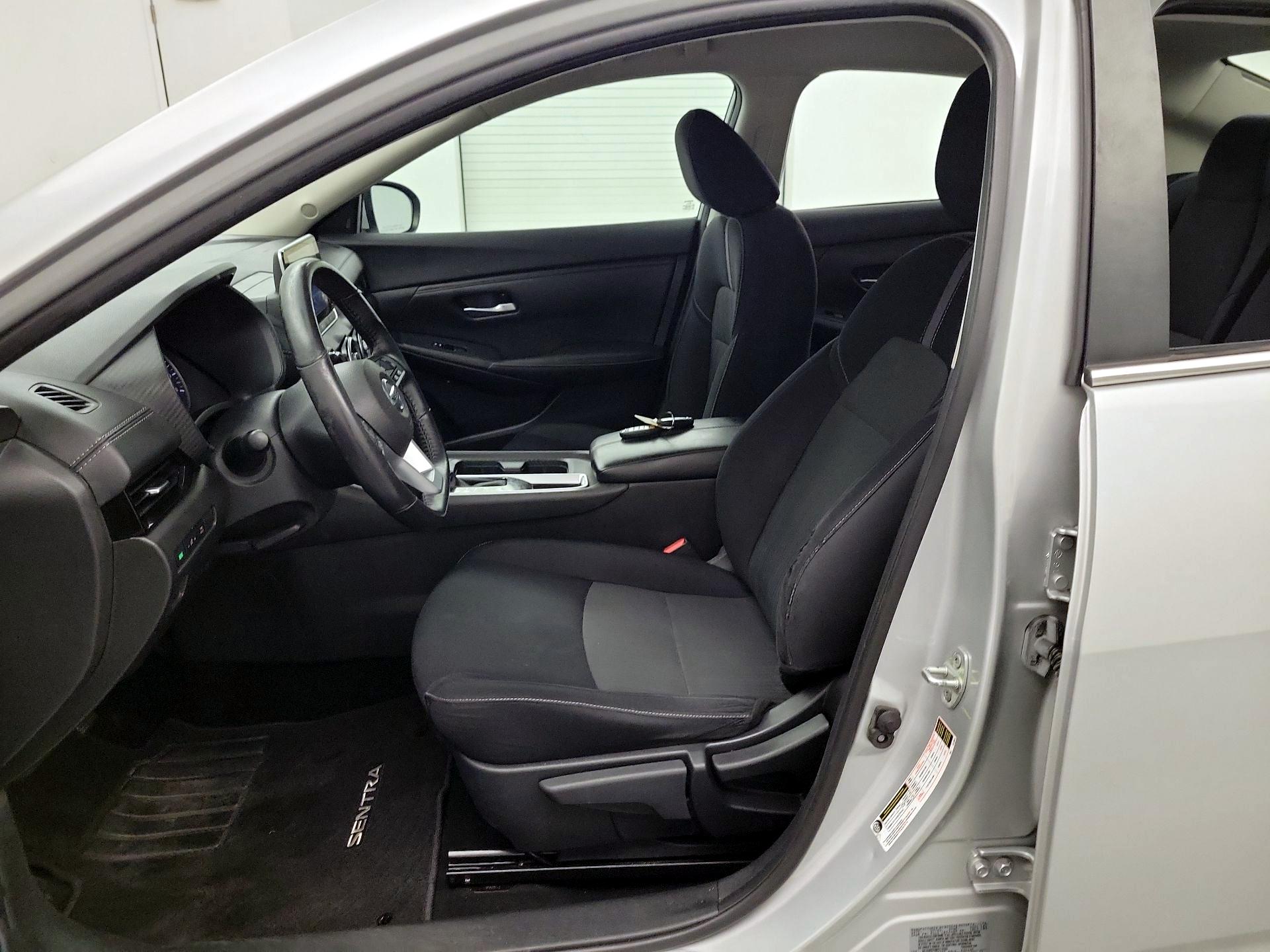 Thumbnail: 2021 Nissan Sentra - 11