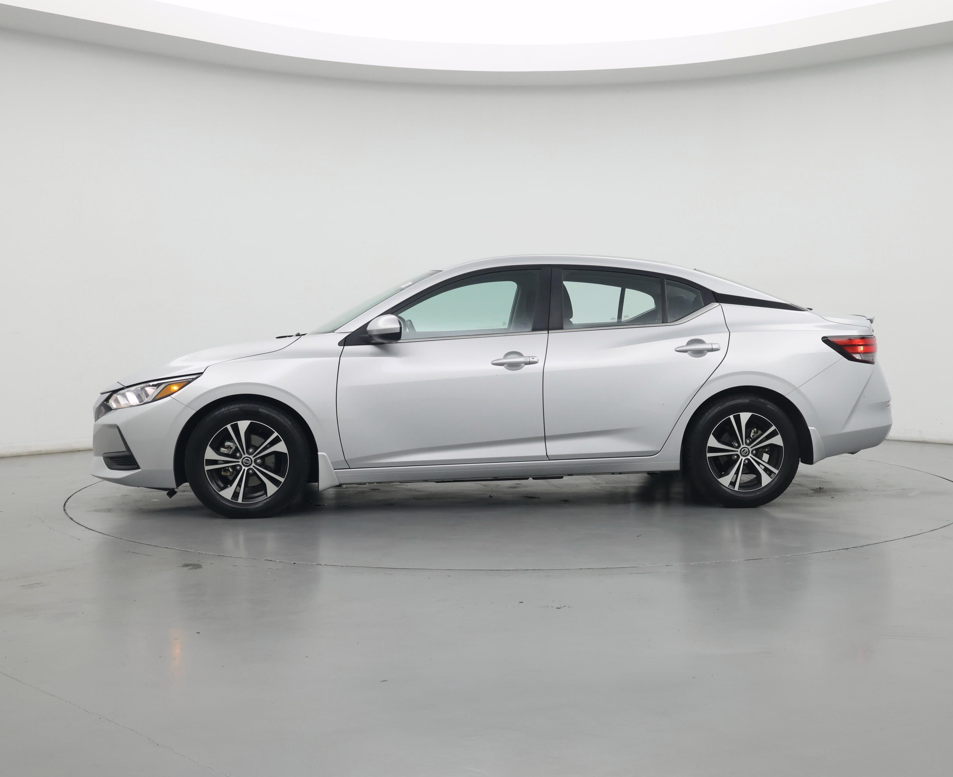 Thumbnail: 2021 Nissan Sentra - 3