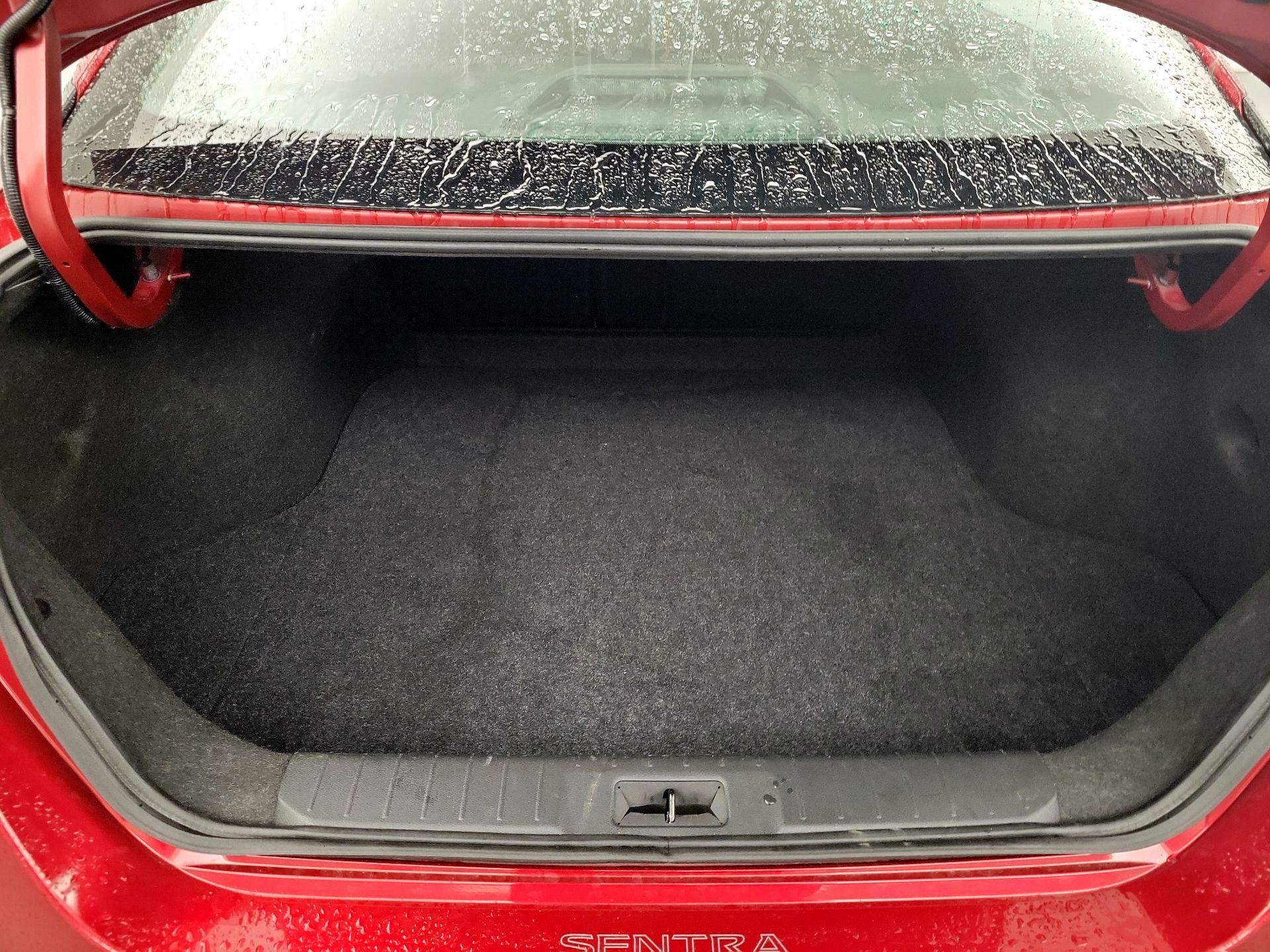 Thumbnail: 2023 Nissan Sentra - 20