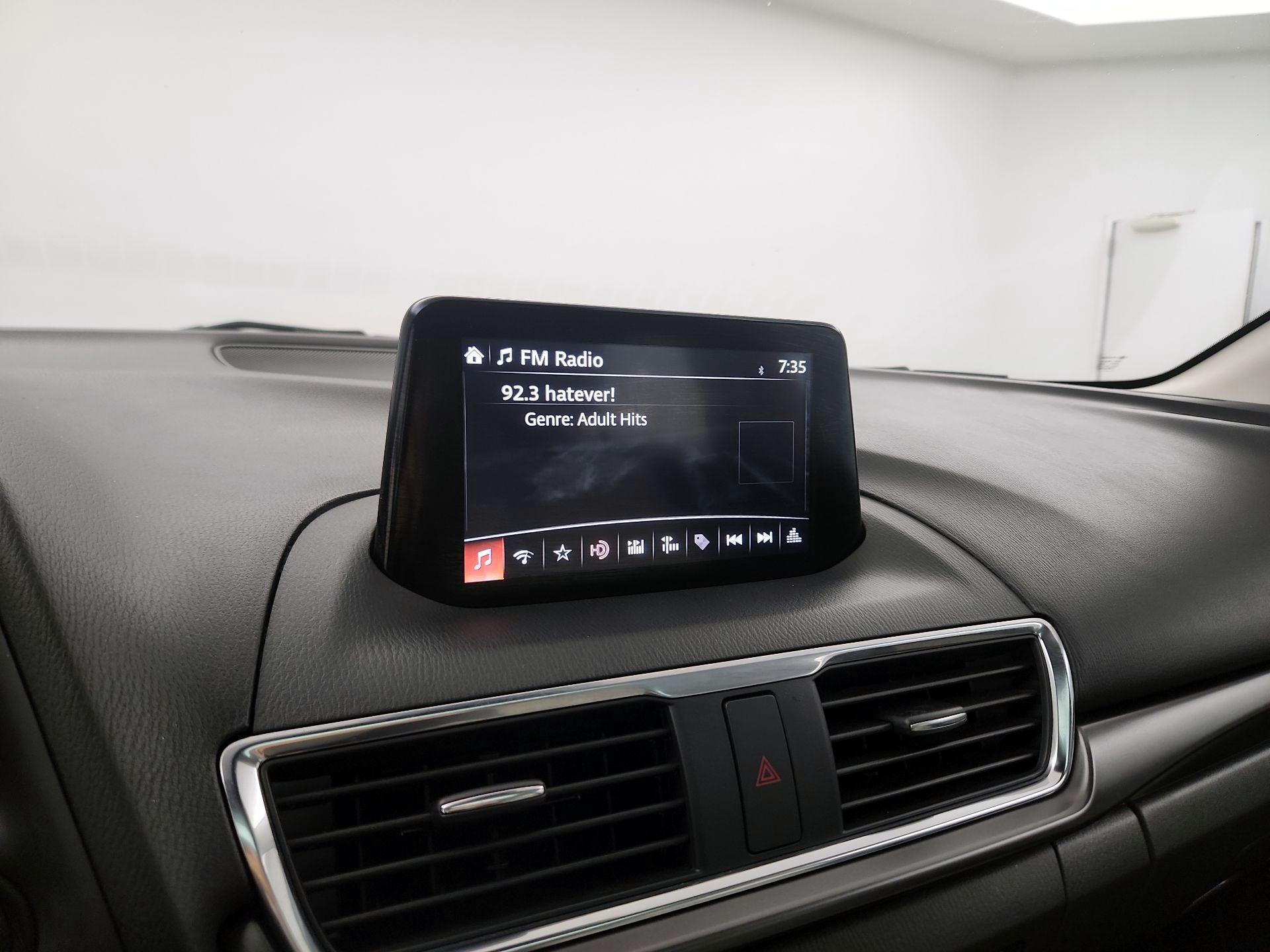 Thumbnail: 2017 Mazda Mazda3 - 13