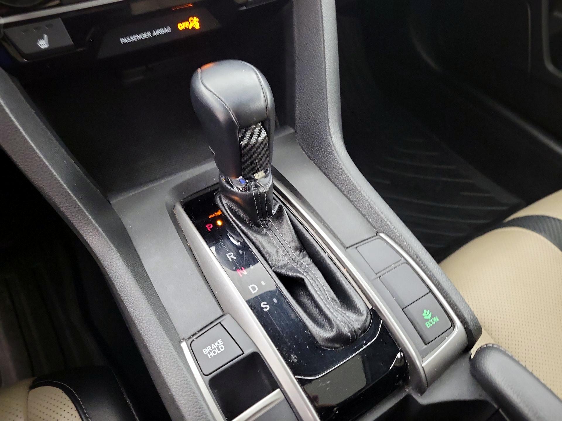 Thumbnail: 2017 Honda Civic - 15