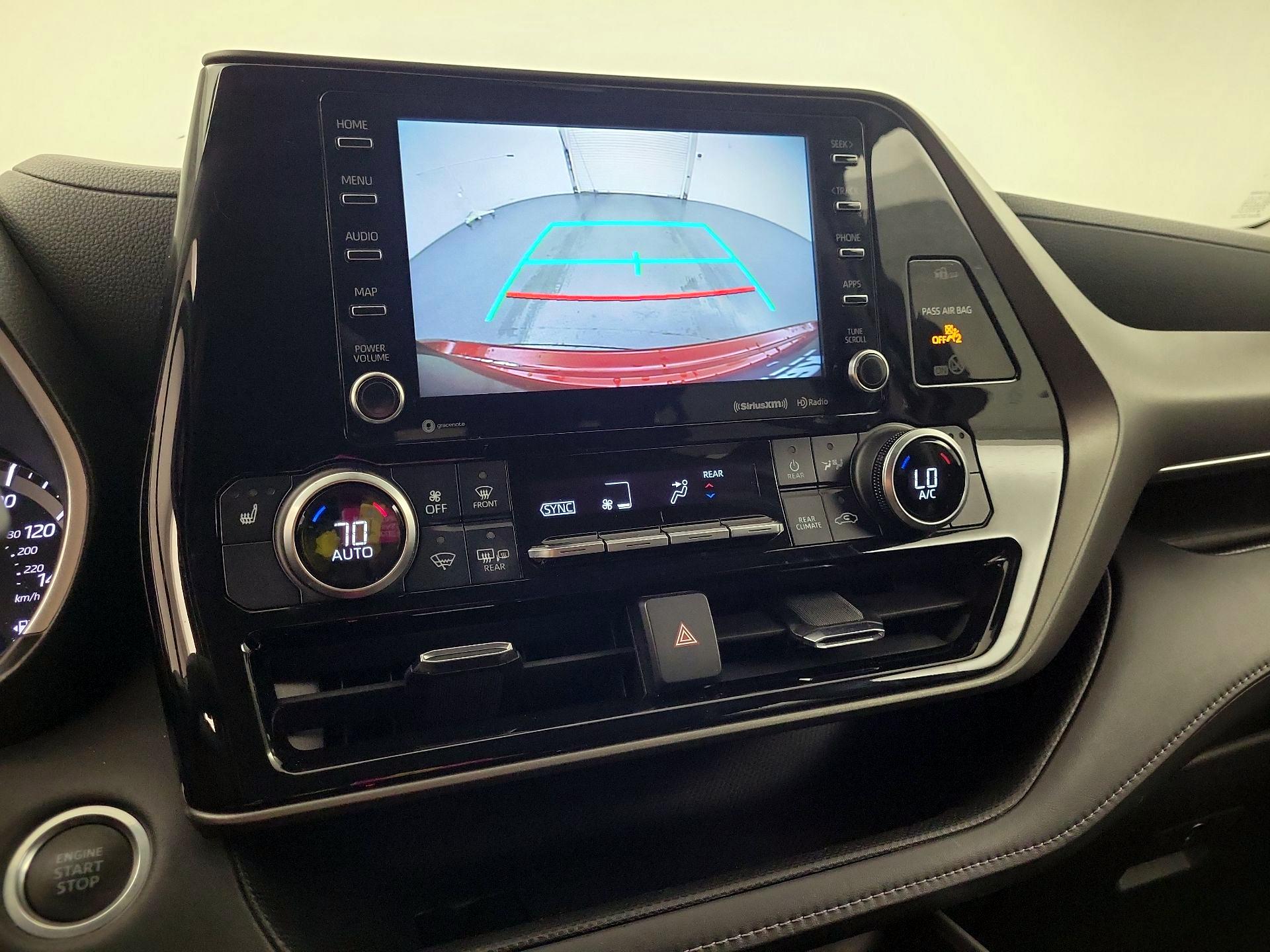 Thumbnail: 2021 Toyota Highlander - 13