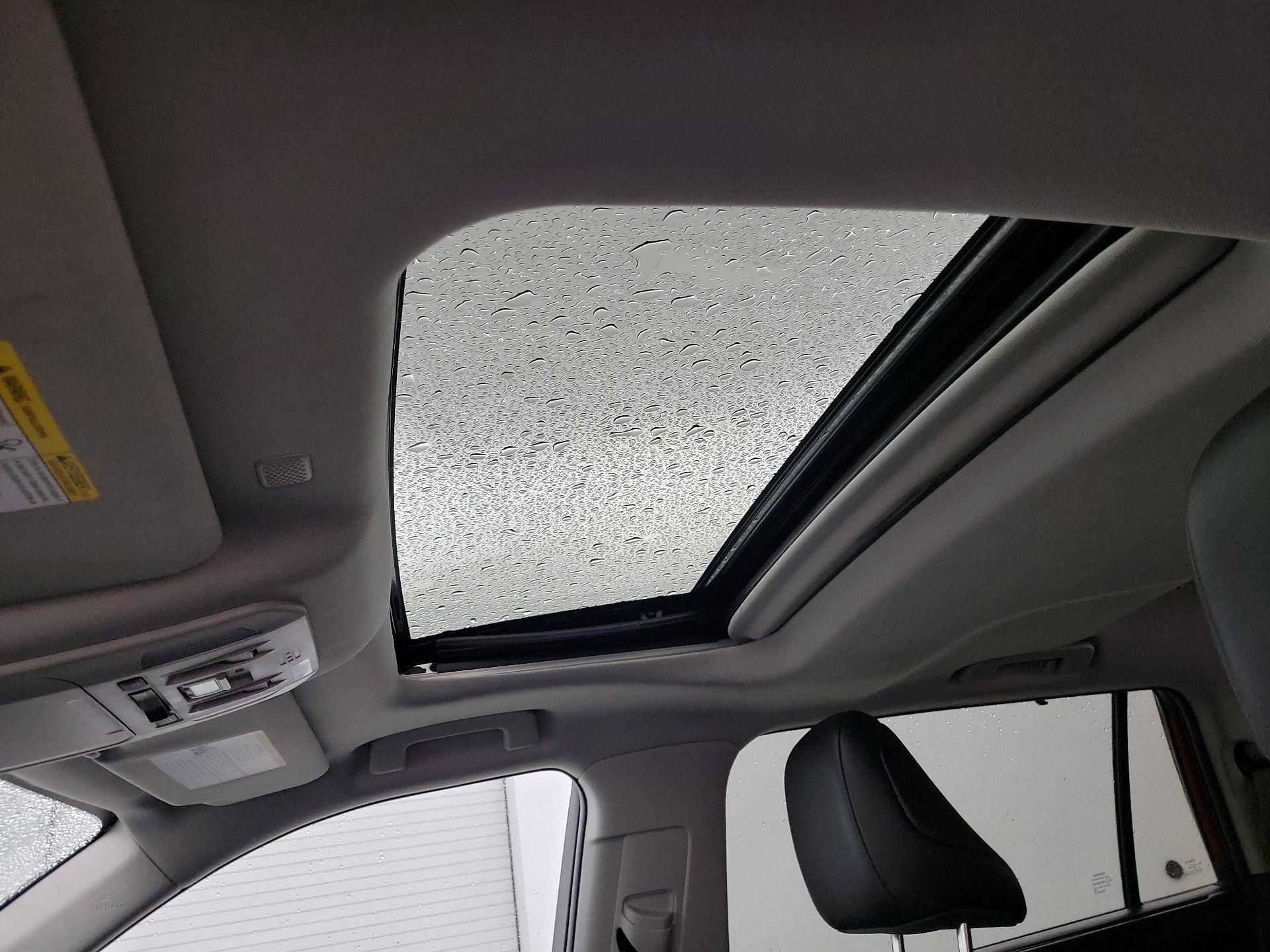 Thumbnail: 2021 Toyota Highlander - 18