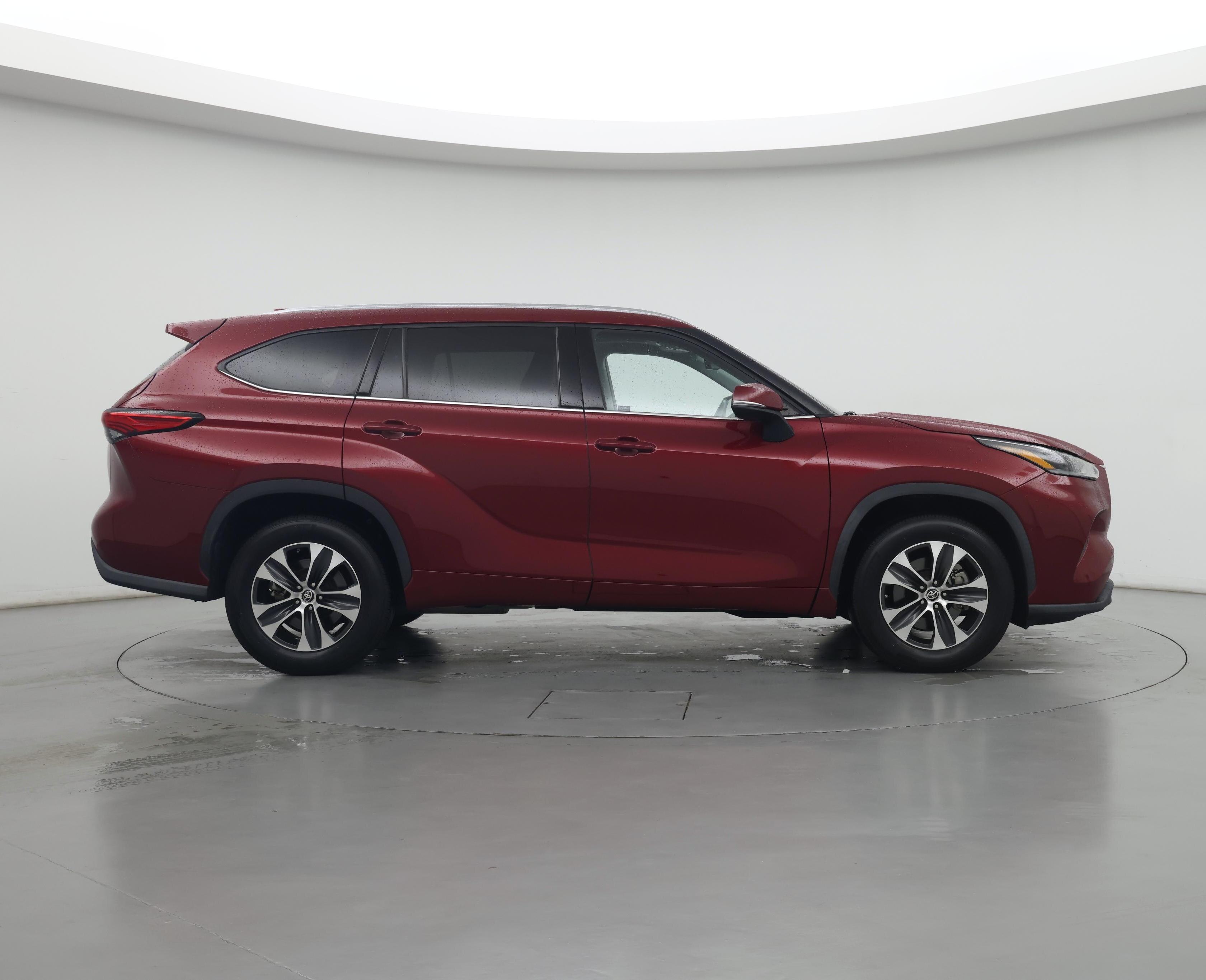 Thumbnail: 2021 Toyota Highlander - 7