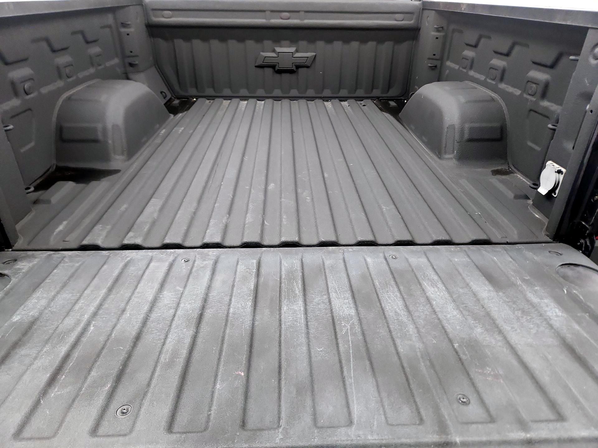 Thumbnail: 2023 Chevrolet Silverado 1500 - 18