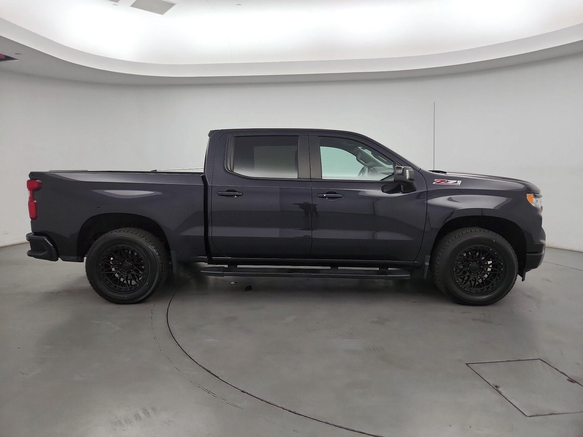 Thumbnail: 2023 Chevrolet Silverado 1500 - 4