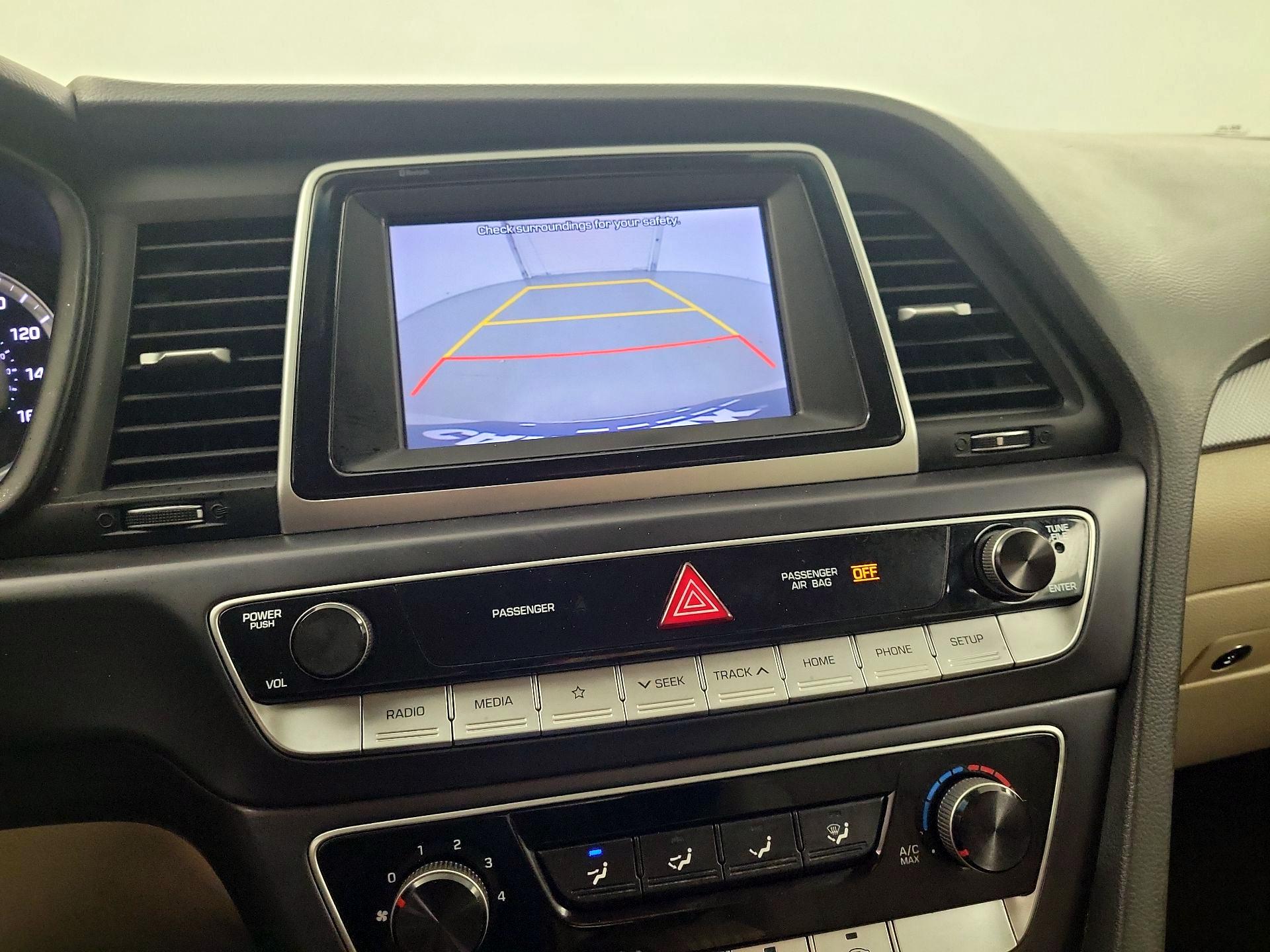 Thumbnail: 2019 Hyundai Sonata - 11