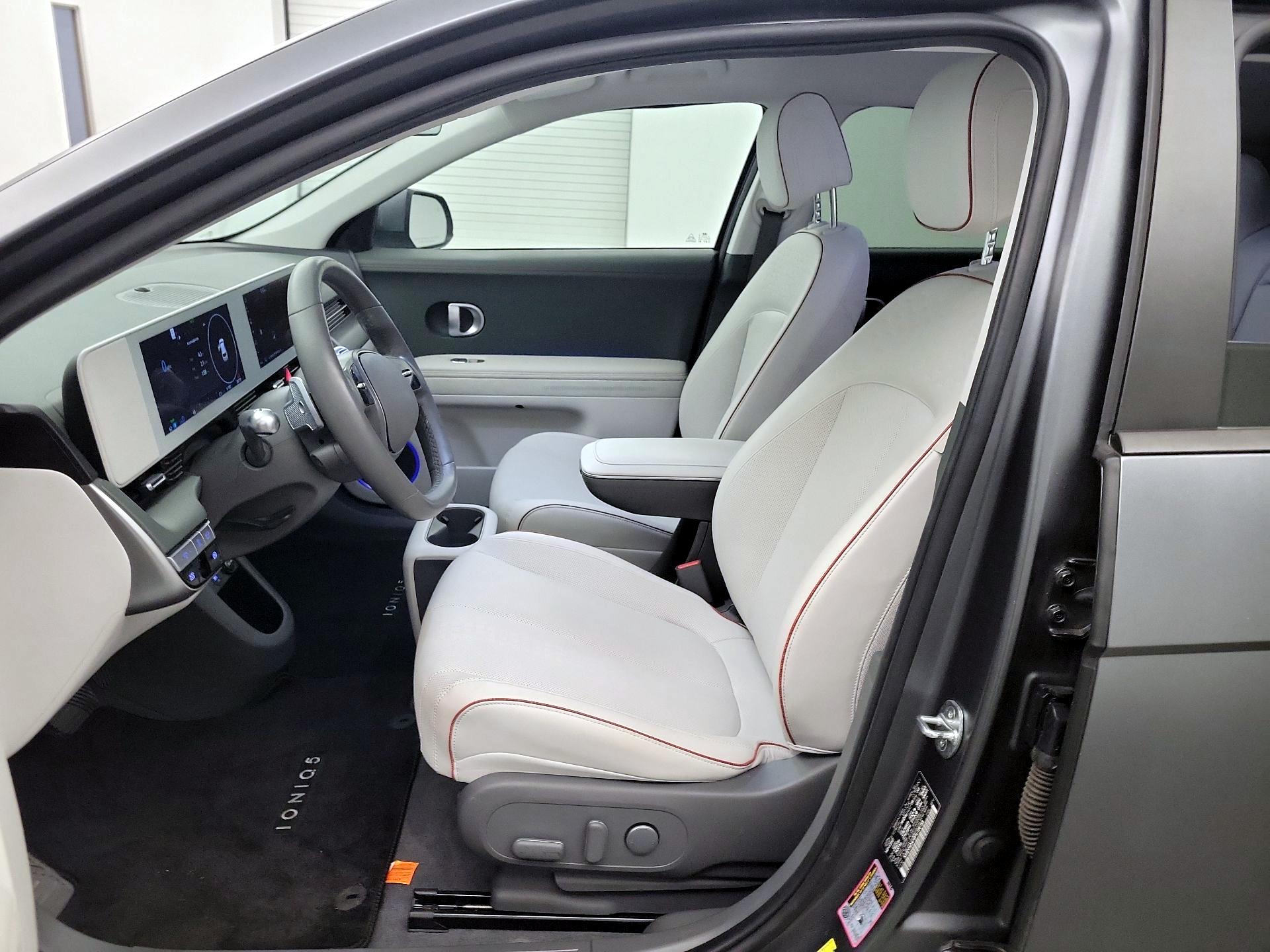 Thumbnail: 2023 Hyundai Ioniq 5 - 9