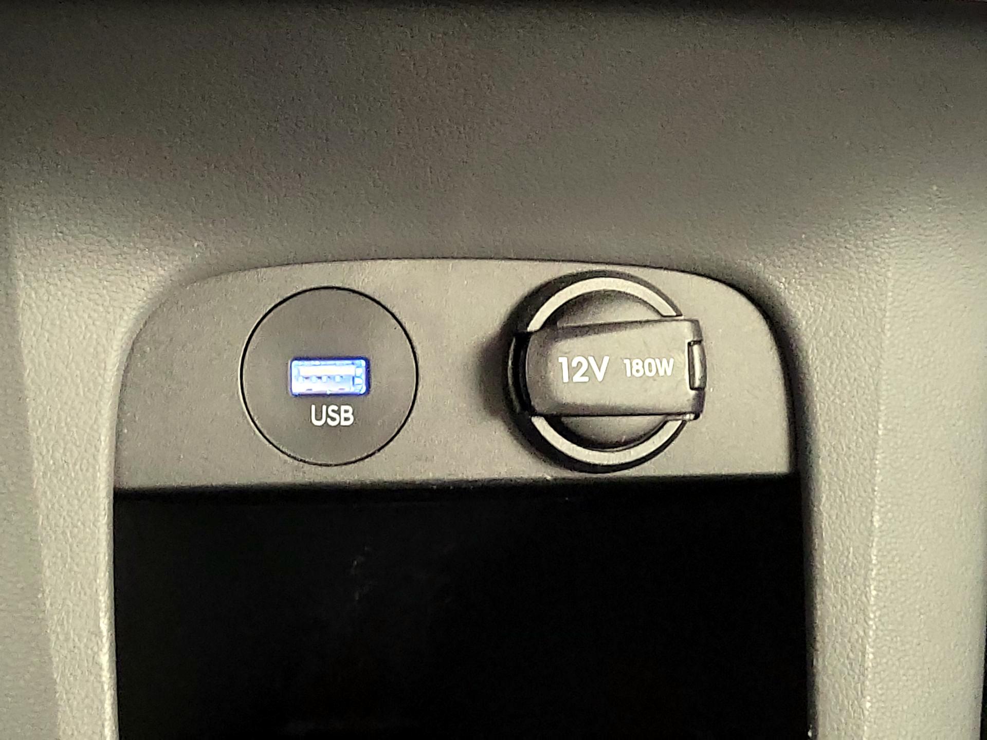 Thumbnail: 2023 Hyundai Ioniq 5 - 17