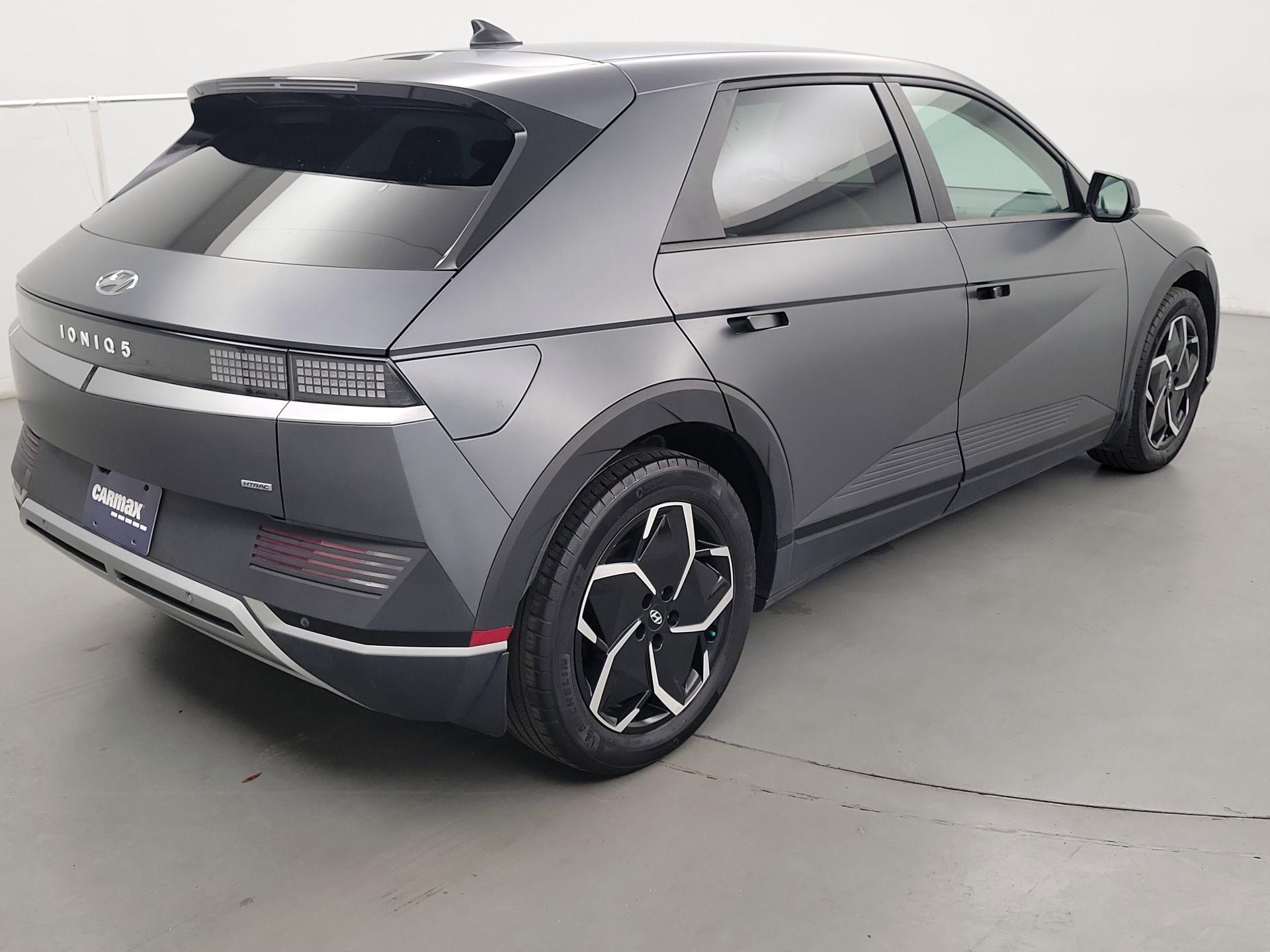 Thumbnail: 2023 Hyundai Ioniq 5 - 5