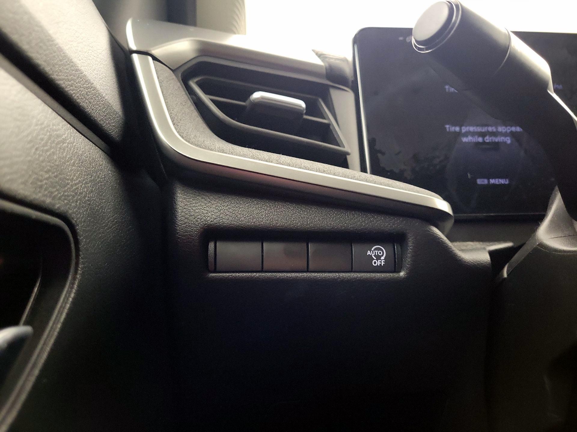 Thumbnail: 2025 Nissan Kicks - 11