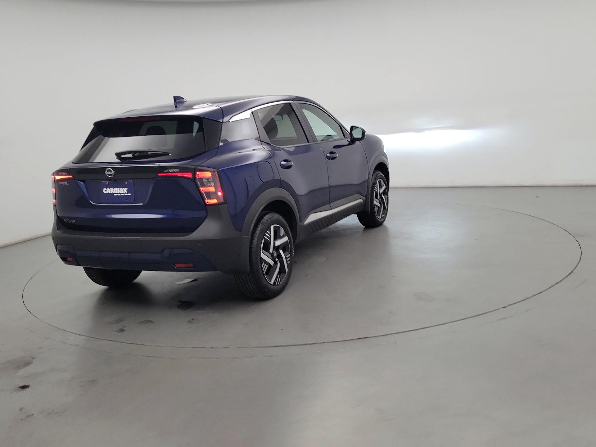 Thumbnail: 2025 Nissan Kicks - 5