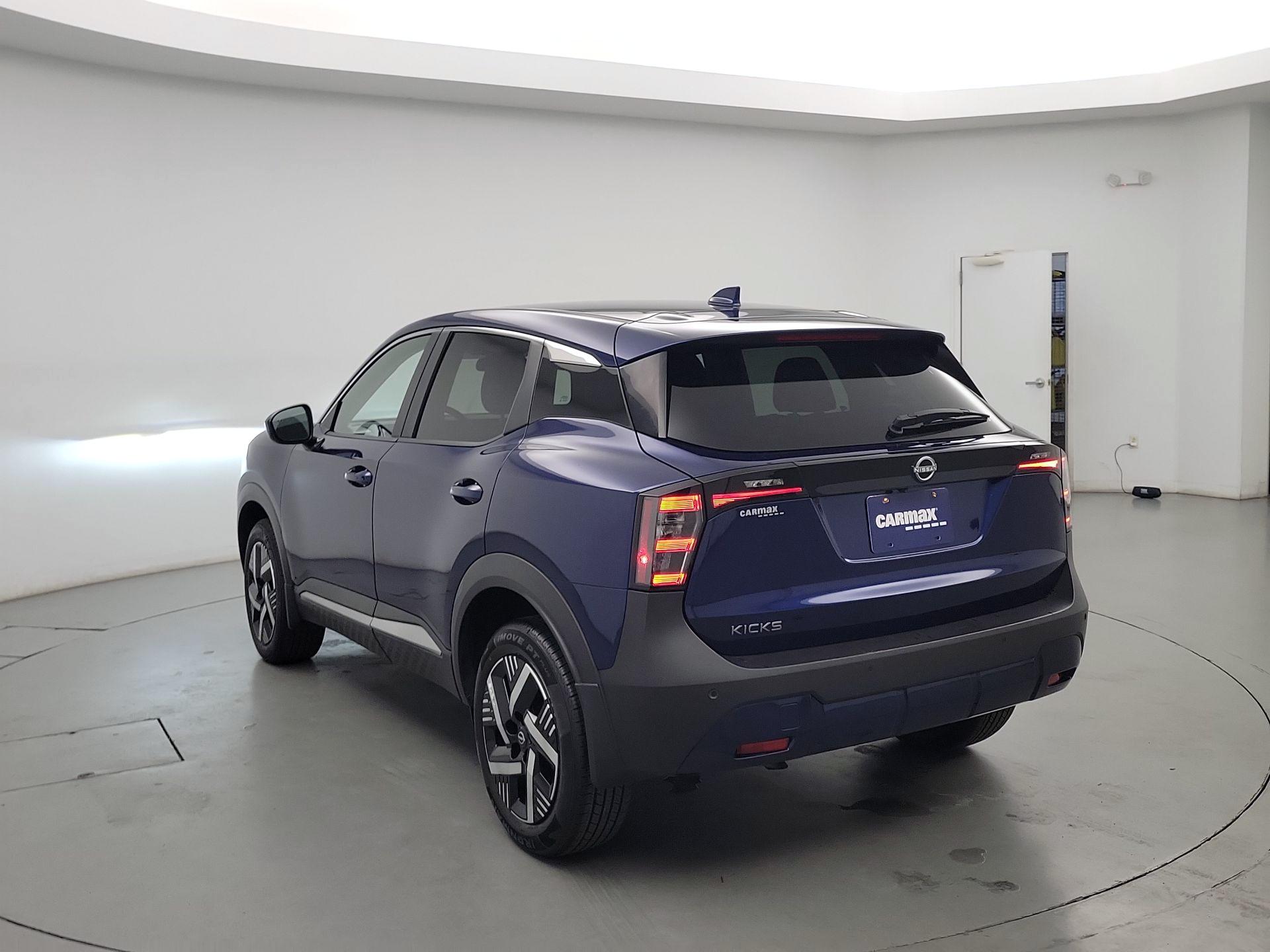 Thumbnail: 2025 Nissan Kicks - 7