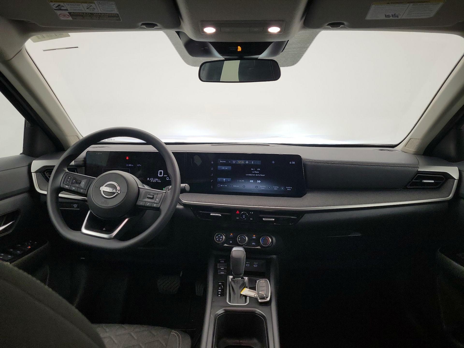 Thumbnail: 2025 Nissan Kicks - 8