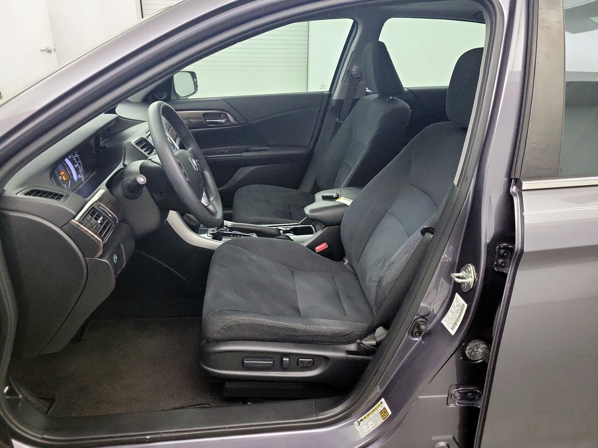 Thumbnail: 2016 Honda Accord - 9