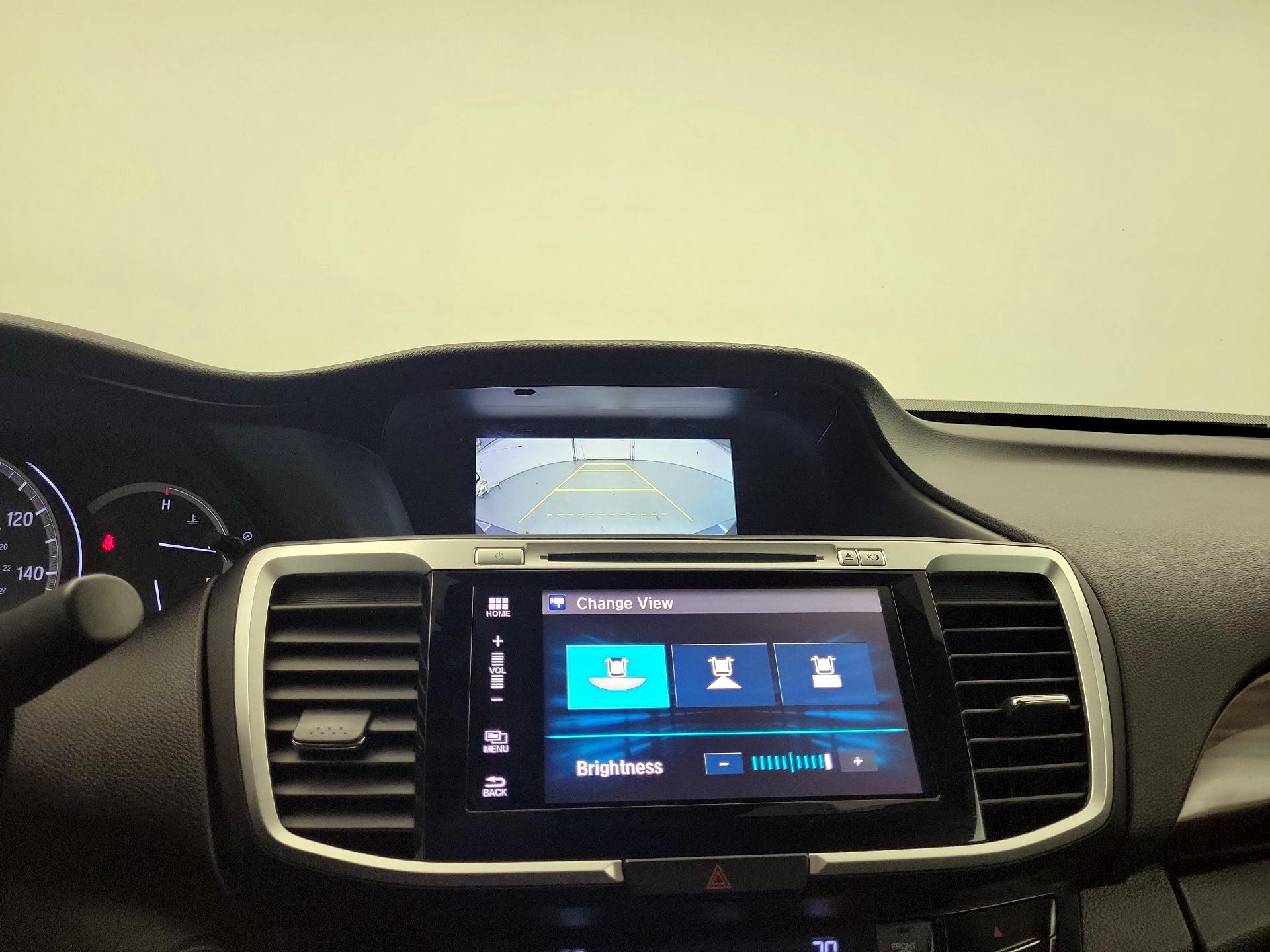 Thumbnail: 2016 Honda Accord - 12