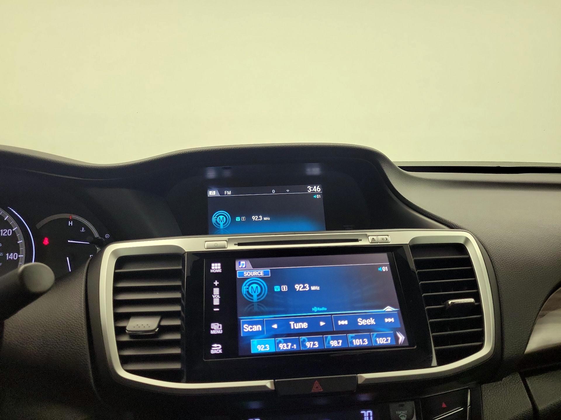 Thumbnail: 2016 Honda Accord - 13