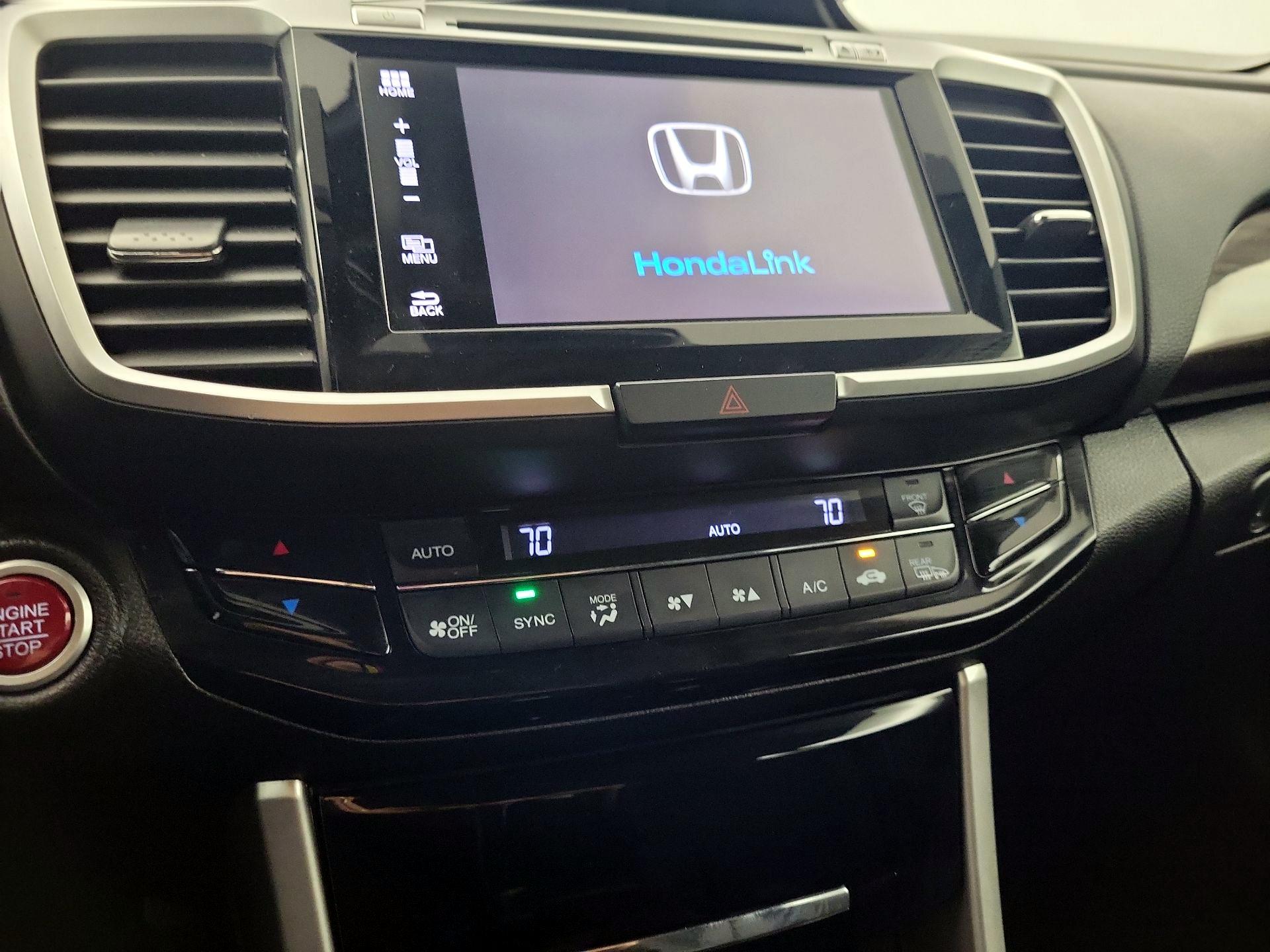 Thumbnail: 2016 Honda Accord - 14