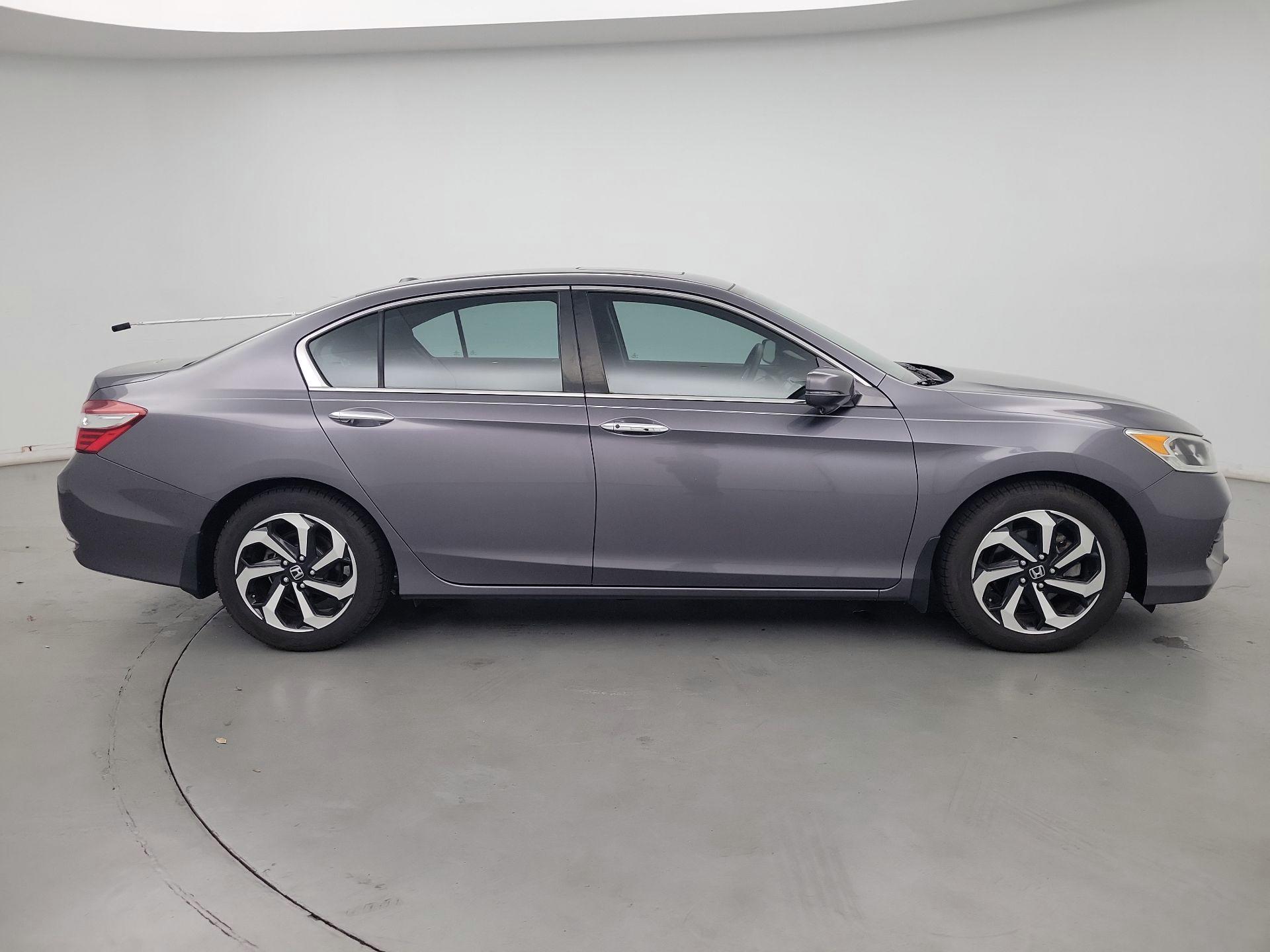 Thumbnail: 2016 Honda Accord - 4
