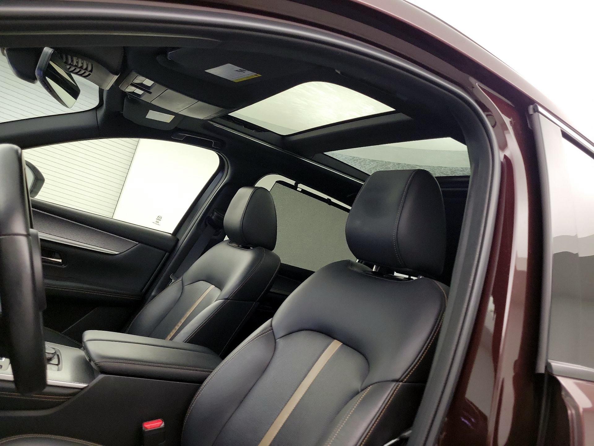 Thumbnail: 2024 Mazda CX-90 - 18