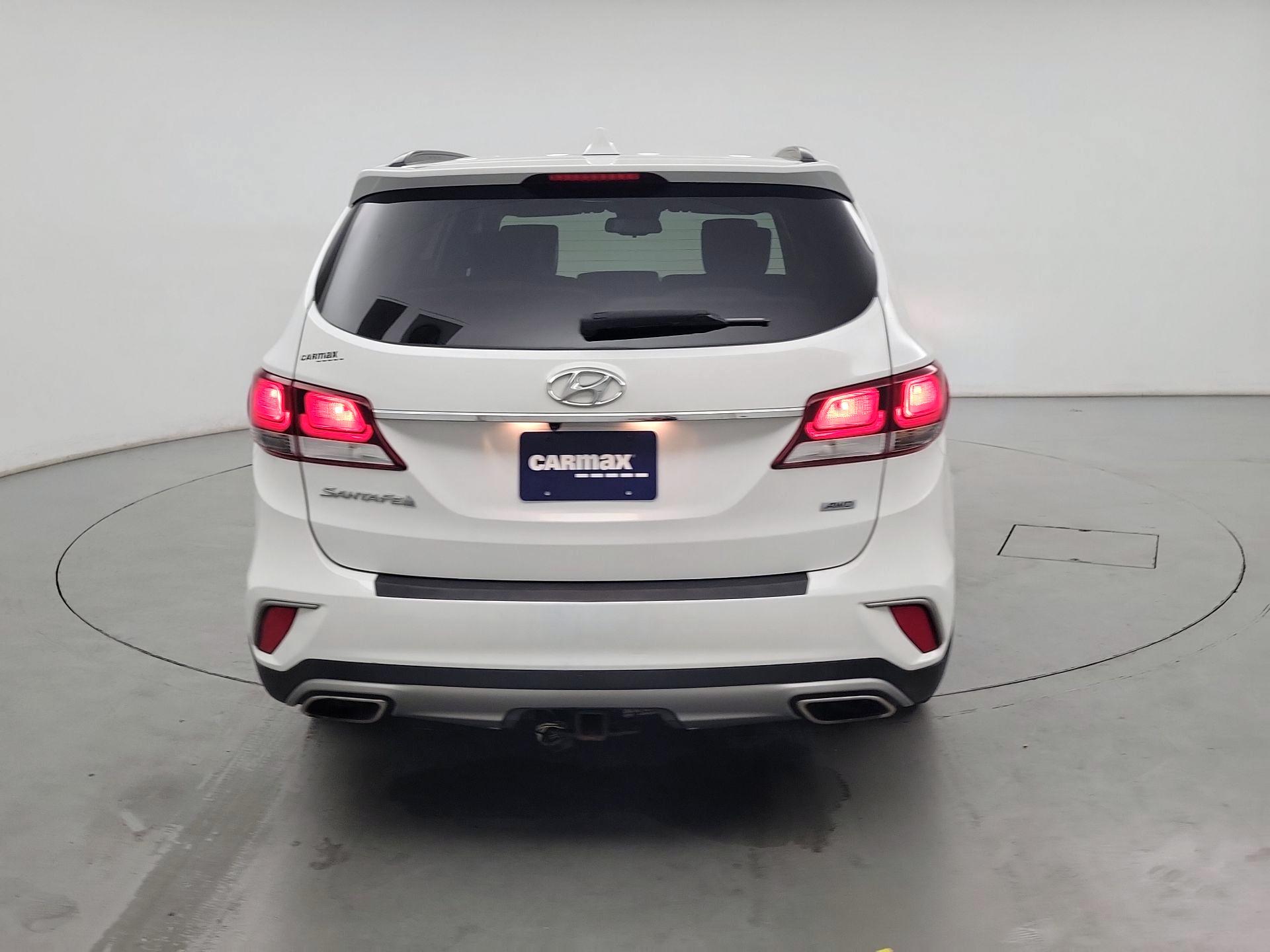 Thumbnail: 2017 Hyundai Santa Fe - 6