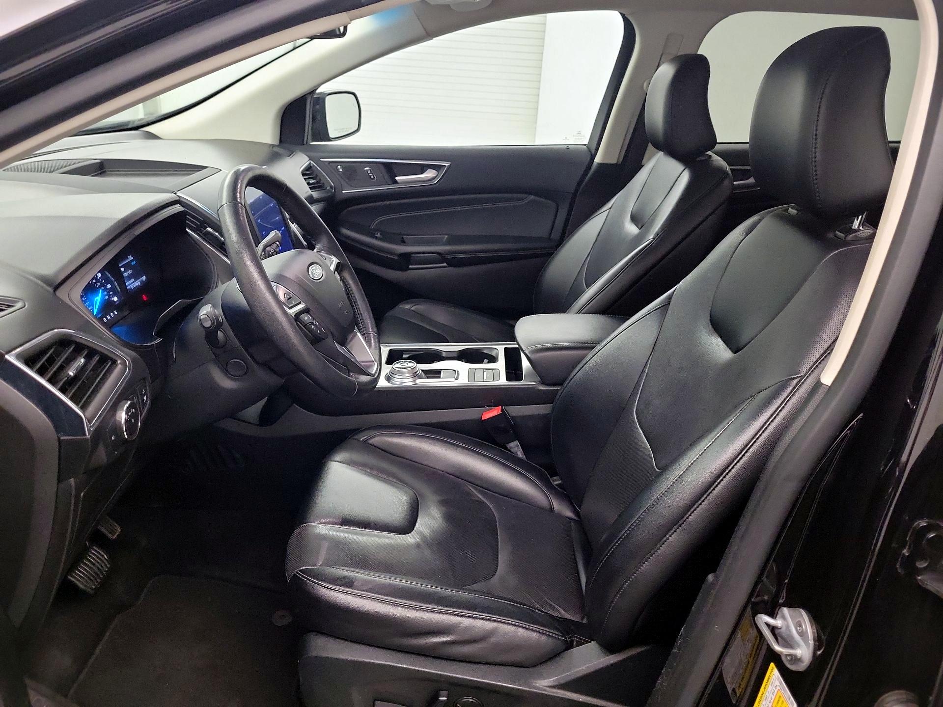 Thumbnail: 2022 Ford Edge - 9