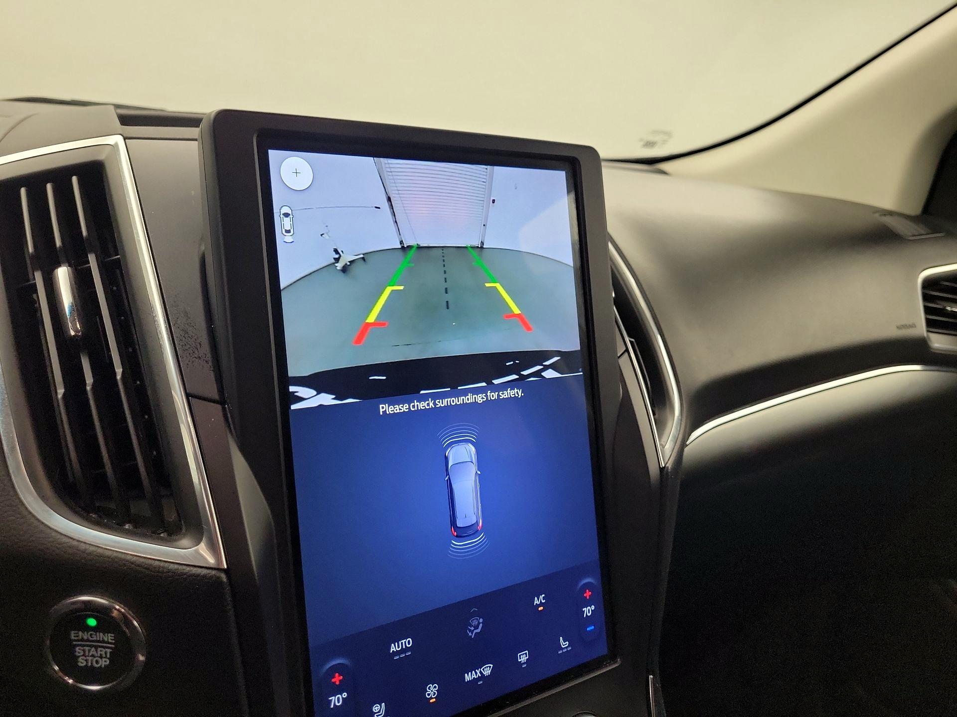 Thumbnail: 2022 Ford Edge - 13