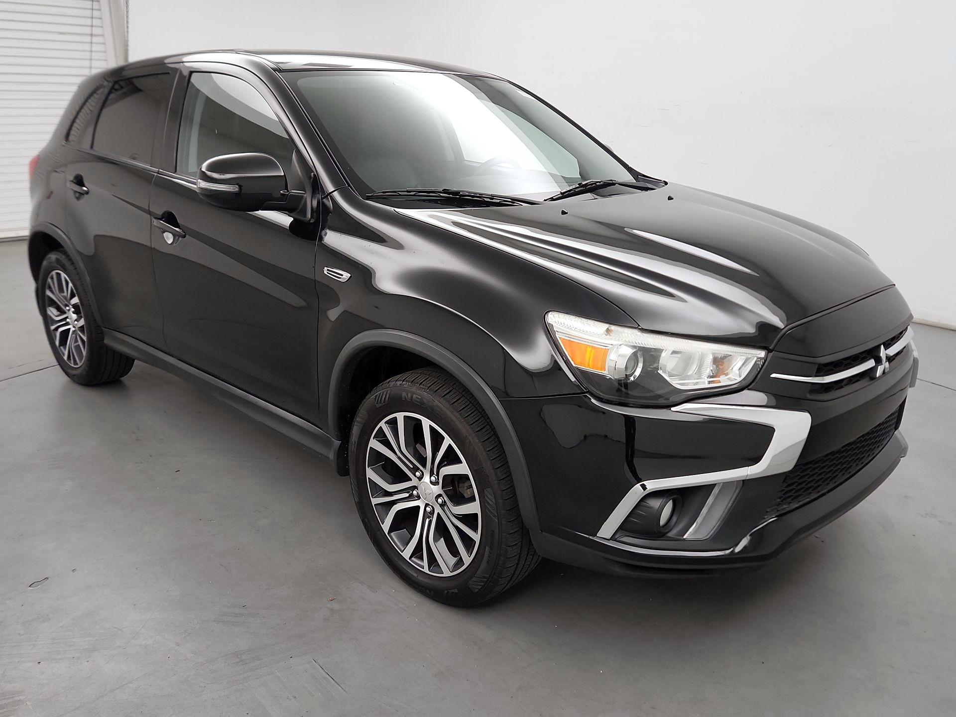Thumbnail: 2018 Mitsubishi Outlander Sport - 1