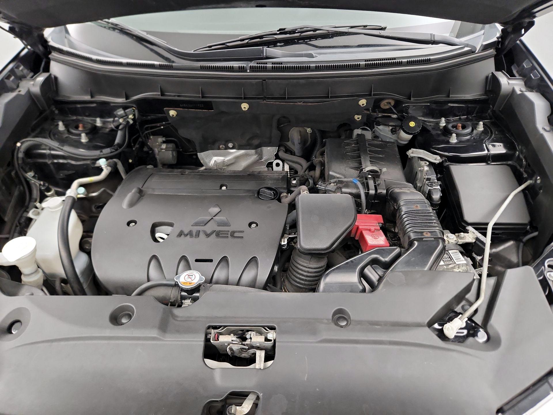 Thumbnail: 2018 Mitsubishi Outlander Sport - 18