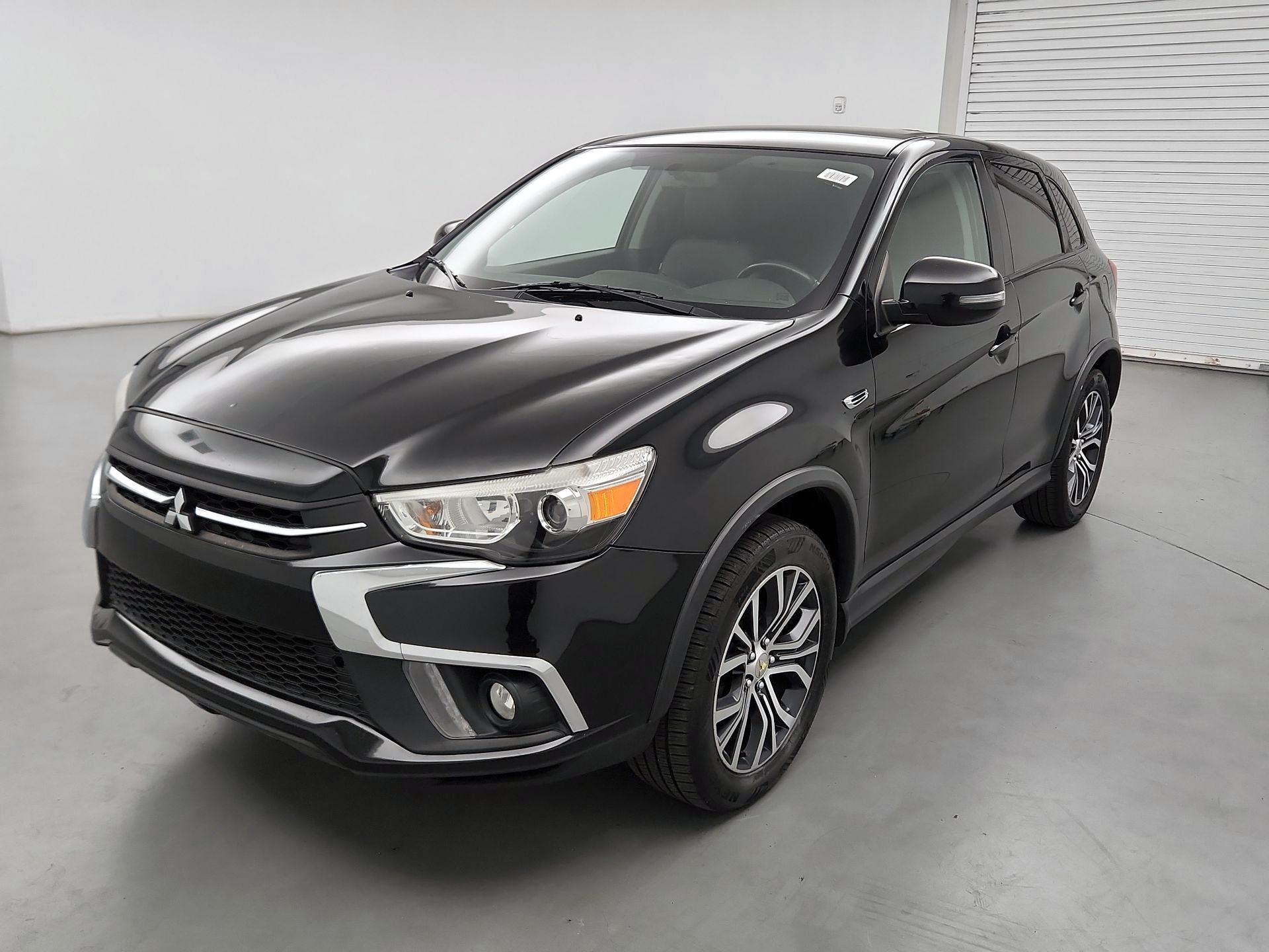 Thumbnail: 2018 Mitsubishi Outlander Sport - 3