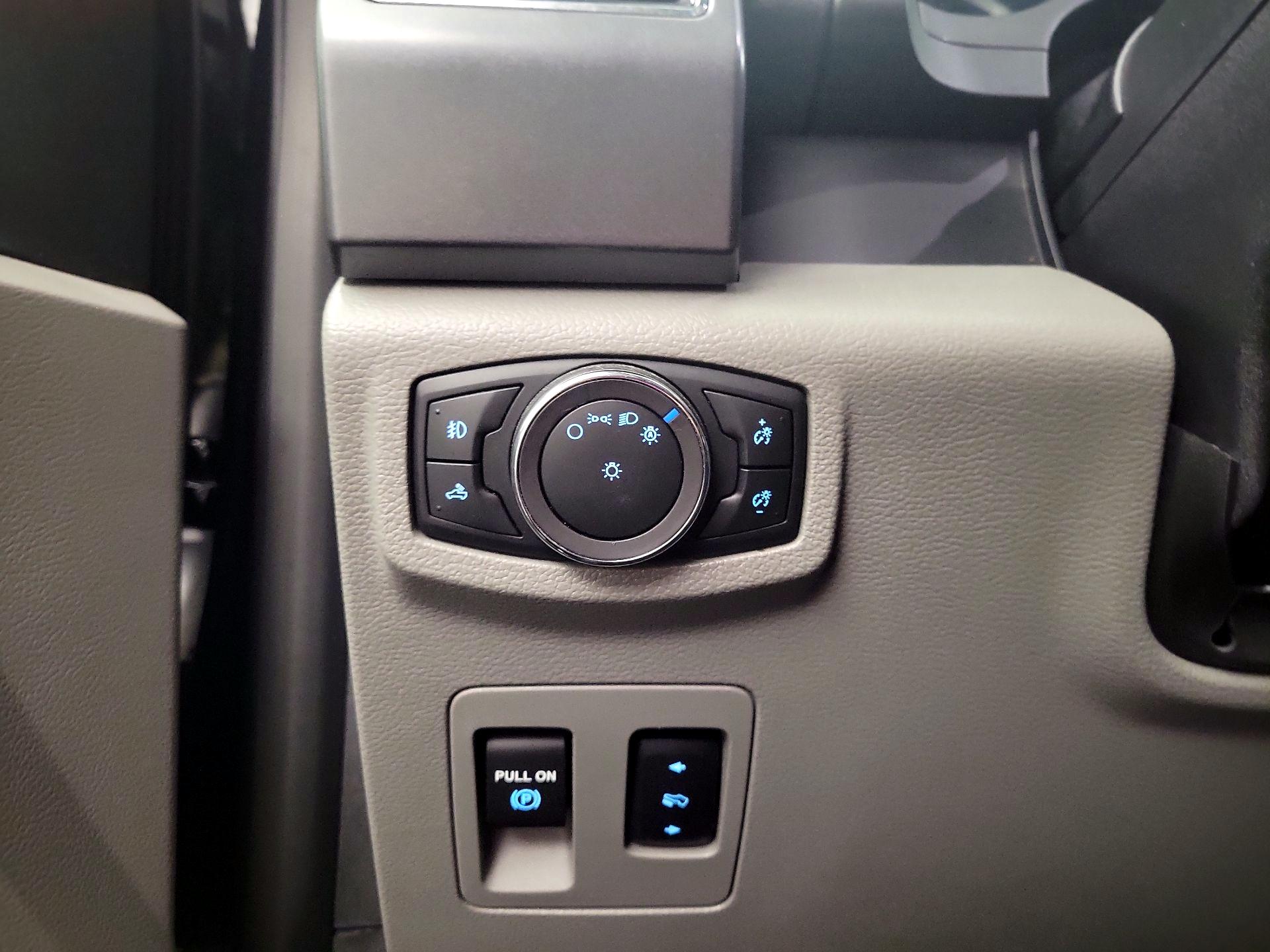 Thumbnail: 2018 Ford F-150 - 11