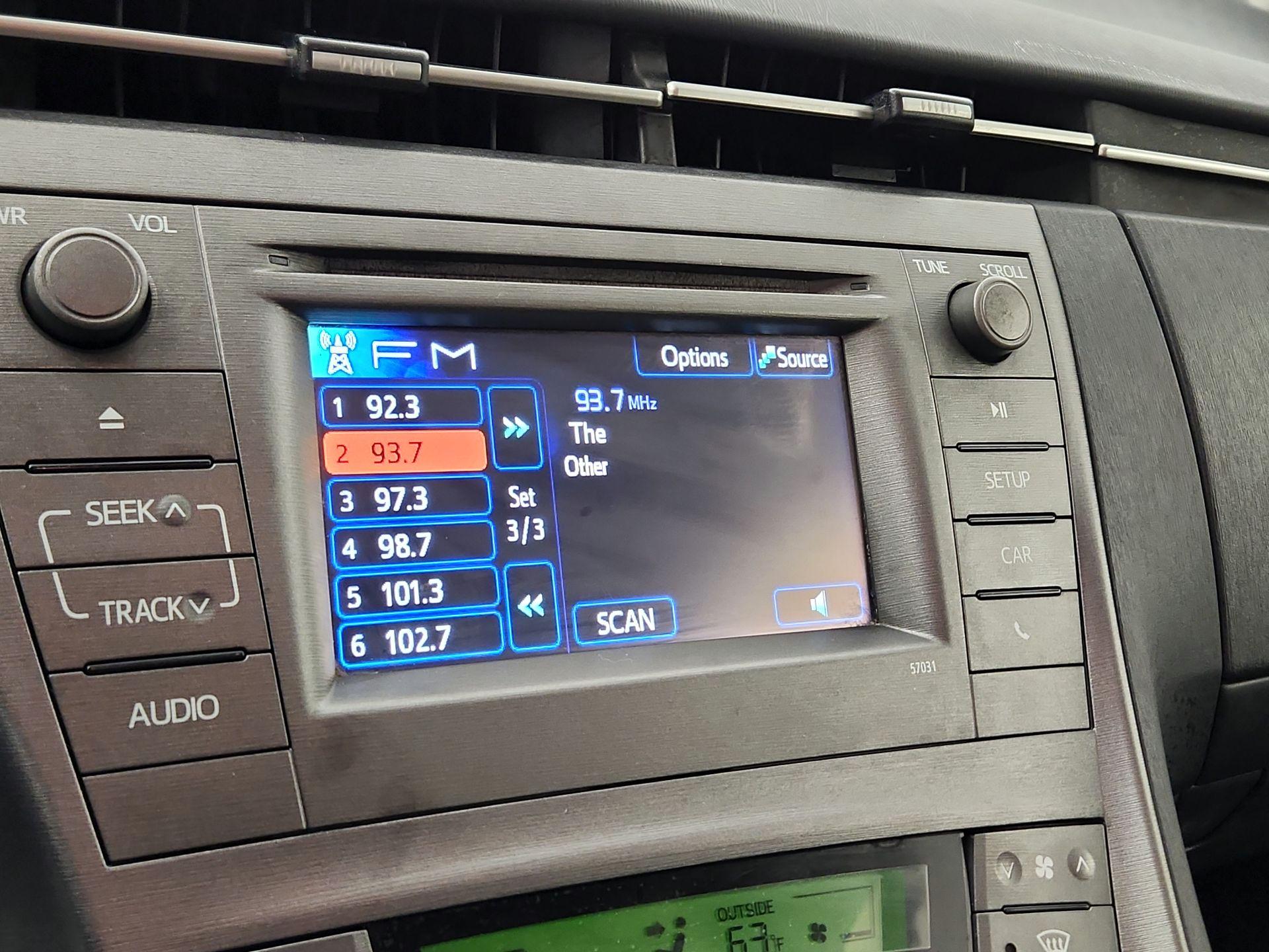 Thumbnail: 2014 Toyota Prius - 12