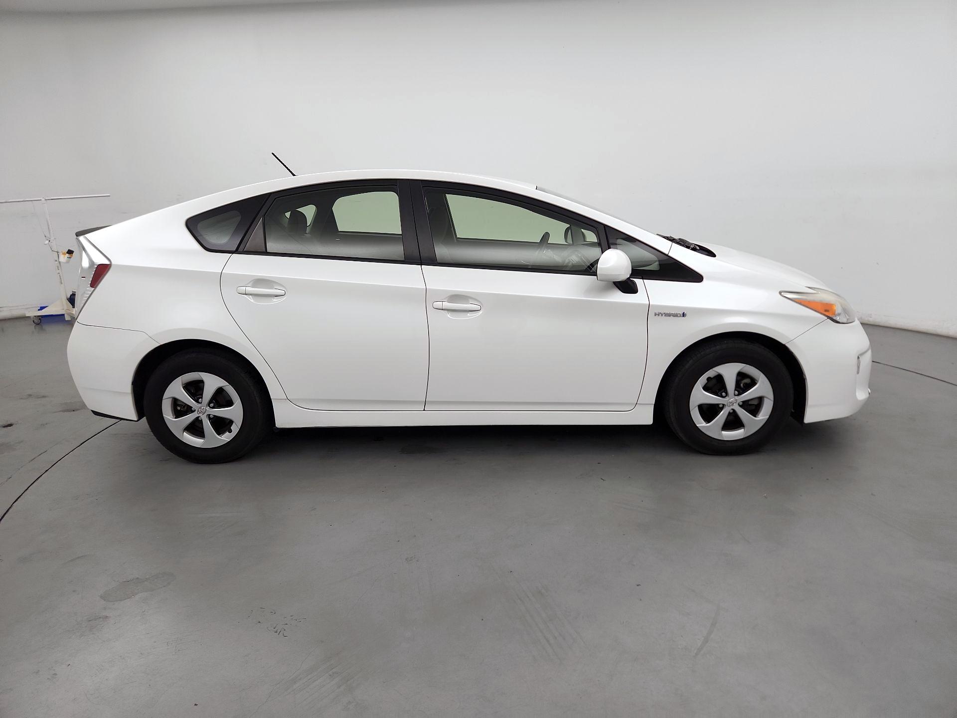 Thumbnail: 2014 Toyota Prius - 4