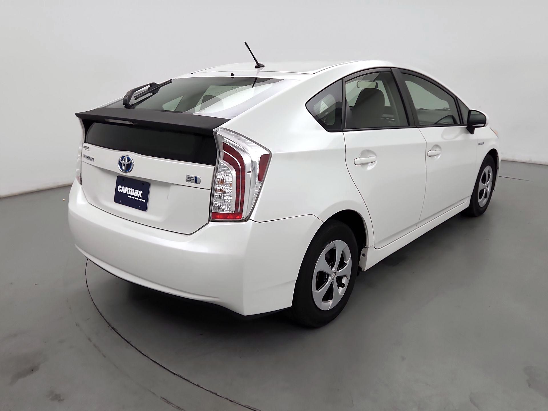 Thumbnail: 2014 Toyota Prius - 5