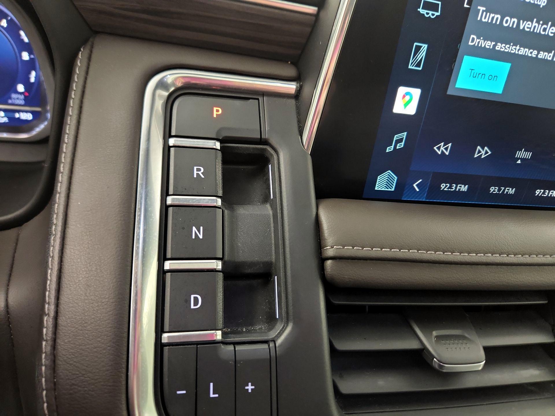 Thumbnail: 2022 Chevrolet Tahoe - 16