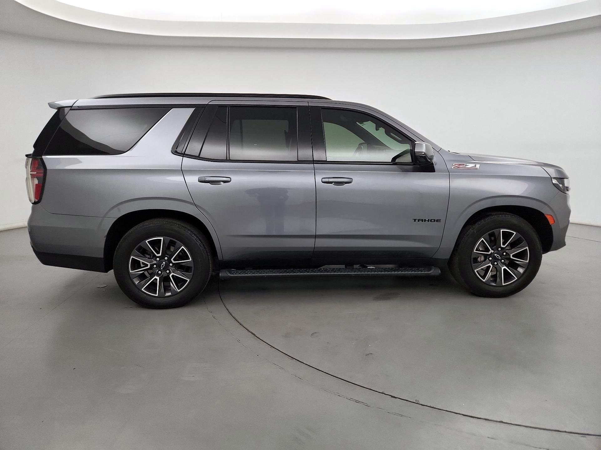 Thumbnail: 2022 Chevrolet Tahoe - 4