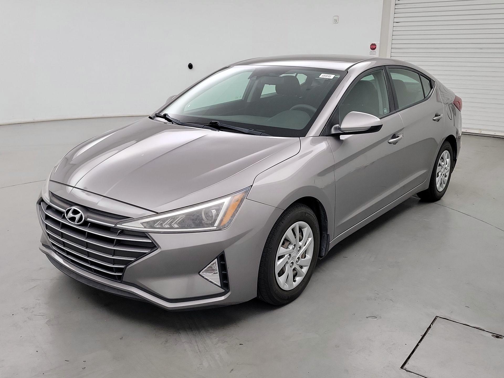 Thumbnail: 2020 Hyundai Elantra - 3