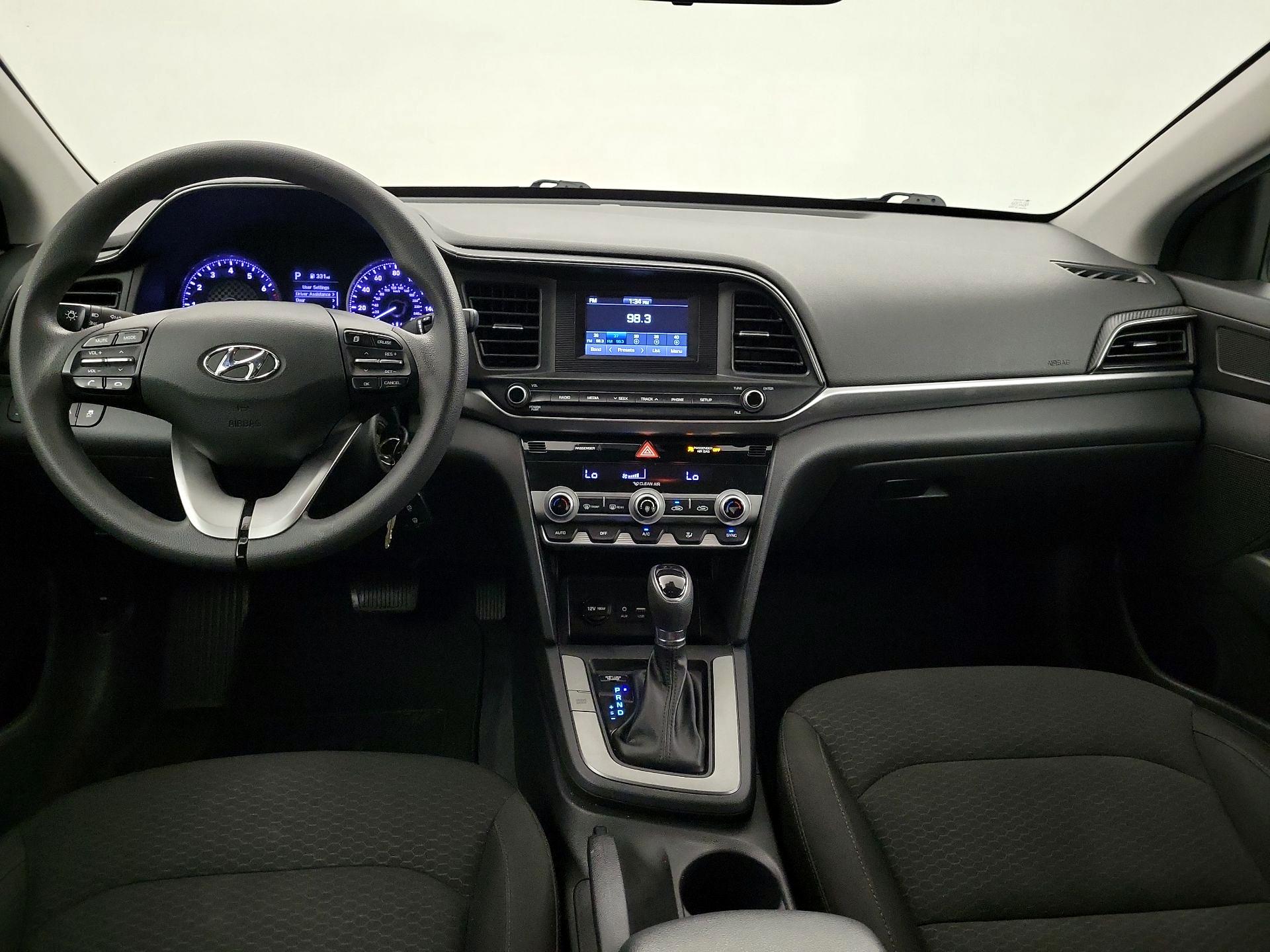 Thumbnail: 2020 Hyundai Elantra - 8