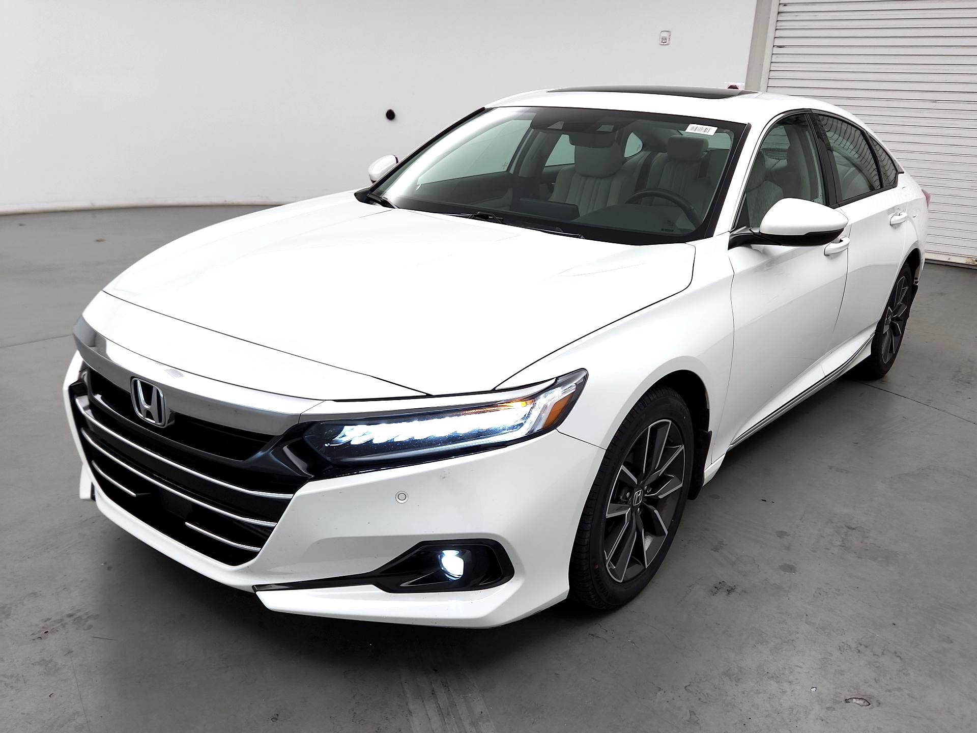 Thumbnail: 2022 Honda Accord - 3