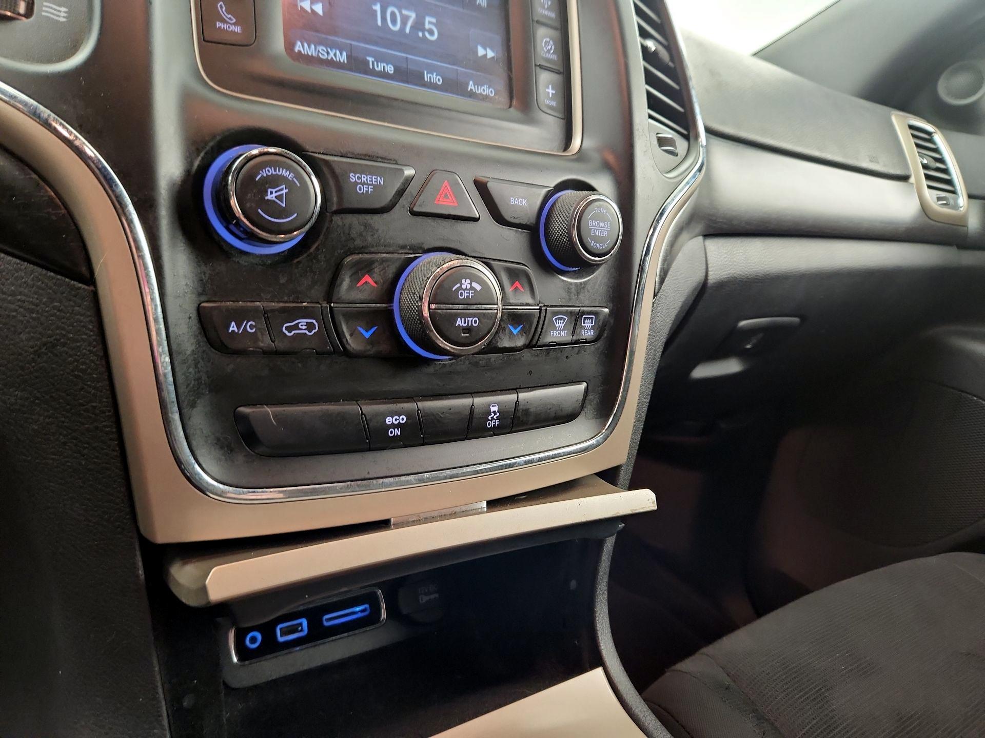 Thumbnail: 2014 Jeep Grand Cherokee - 13