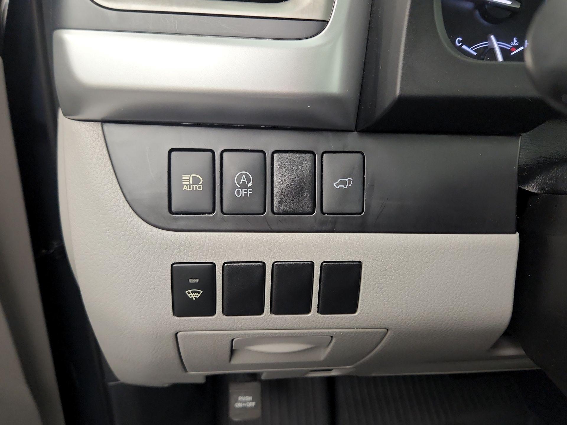 Thumbnail: 2017 Toyota Highlander - 11